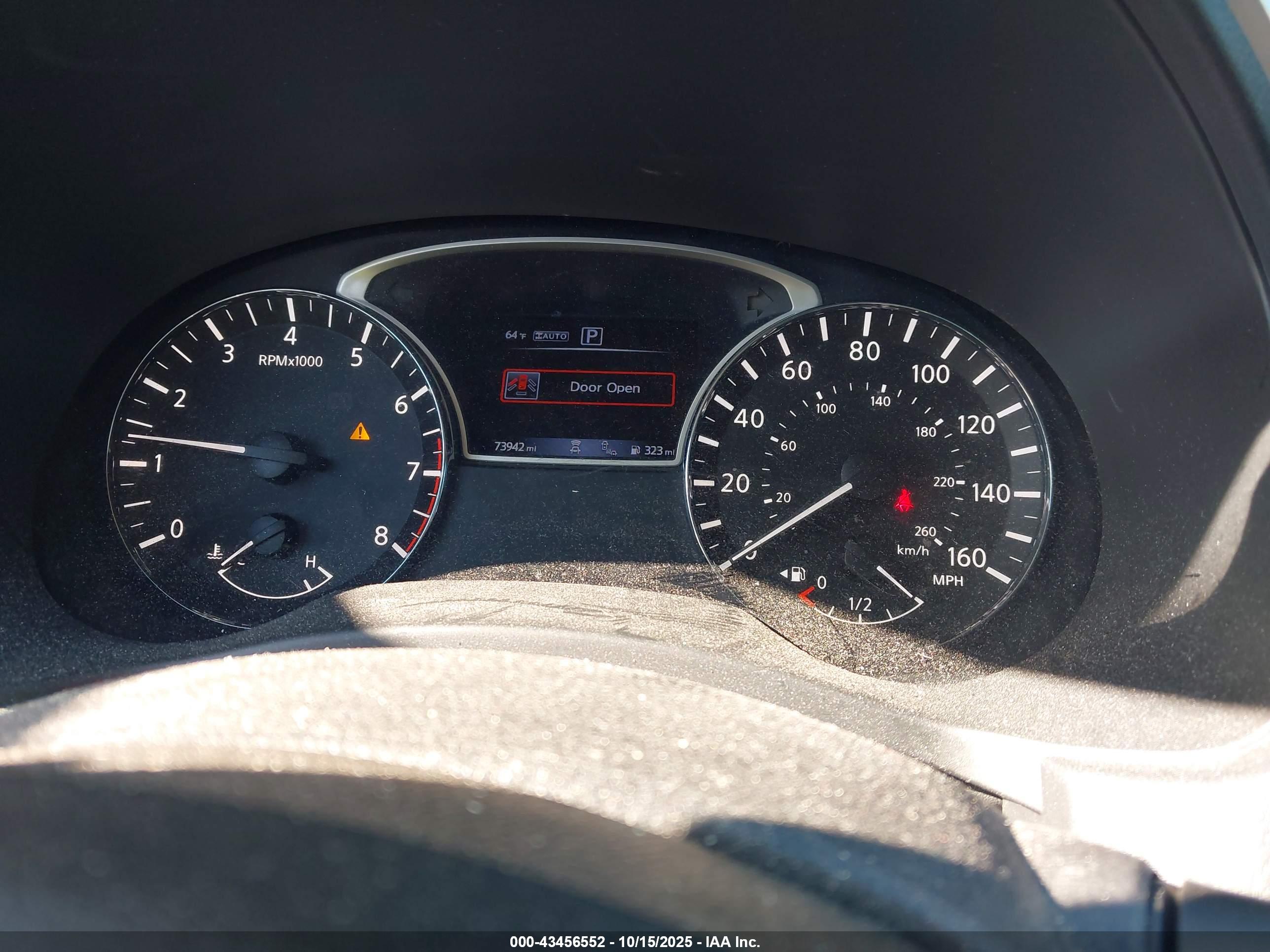 NISSAN PATHFINDER image 7