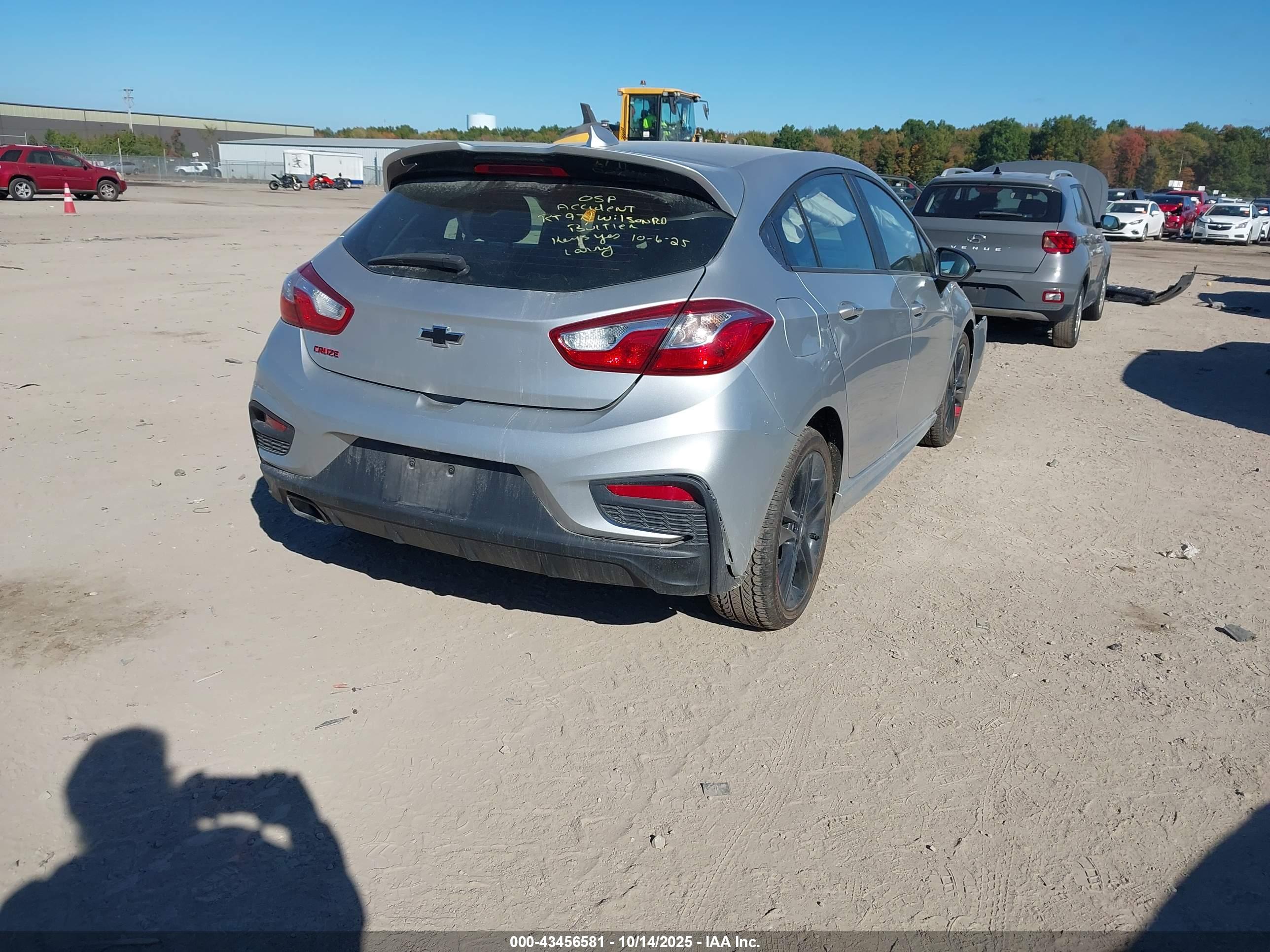 CHEVROLET CRUZE image 4