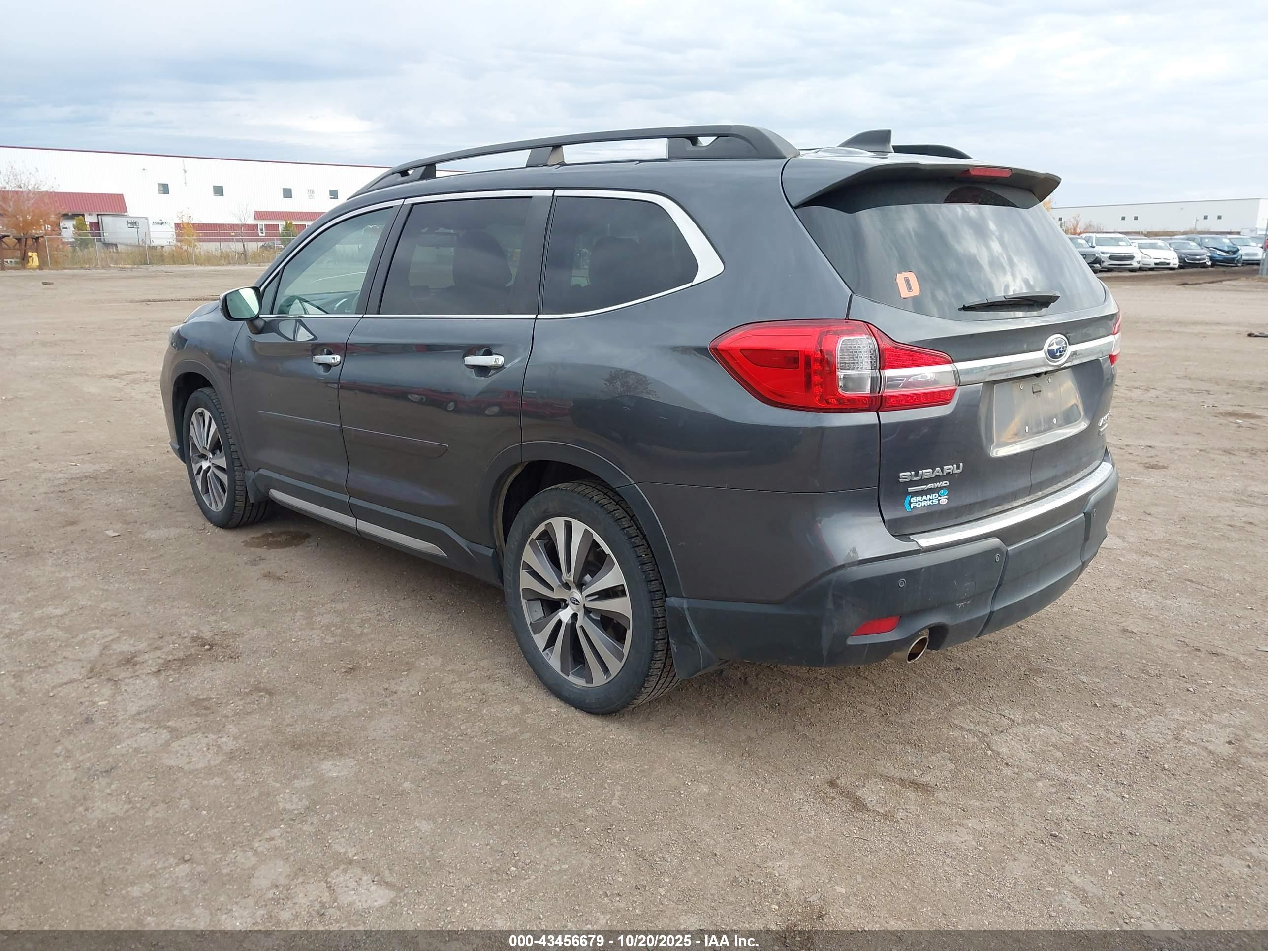 SUBARU ASCENT image 3
