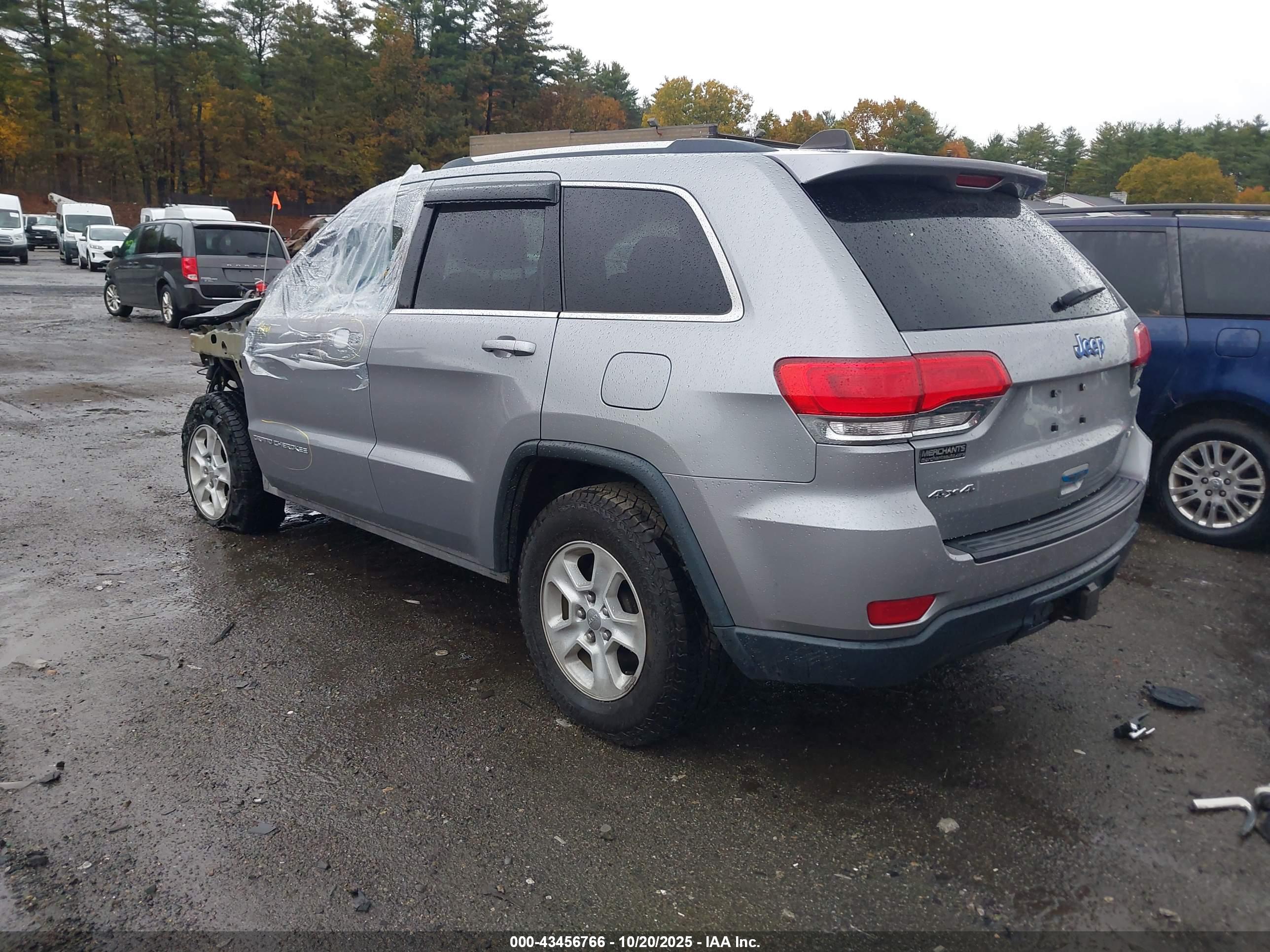 JEEP GRAND image 3