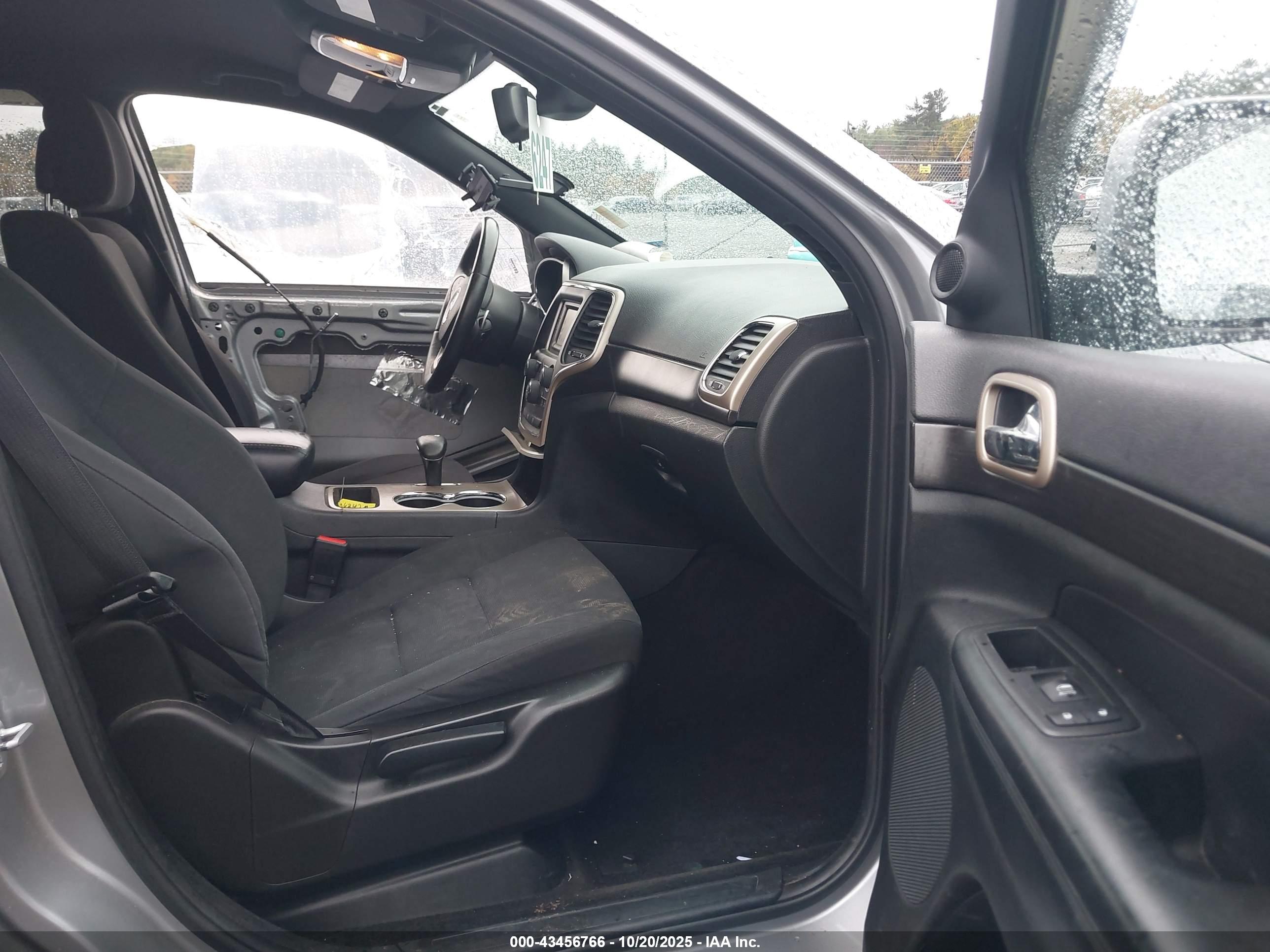 JEEP GRAND image 5