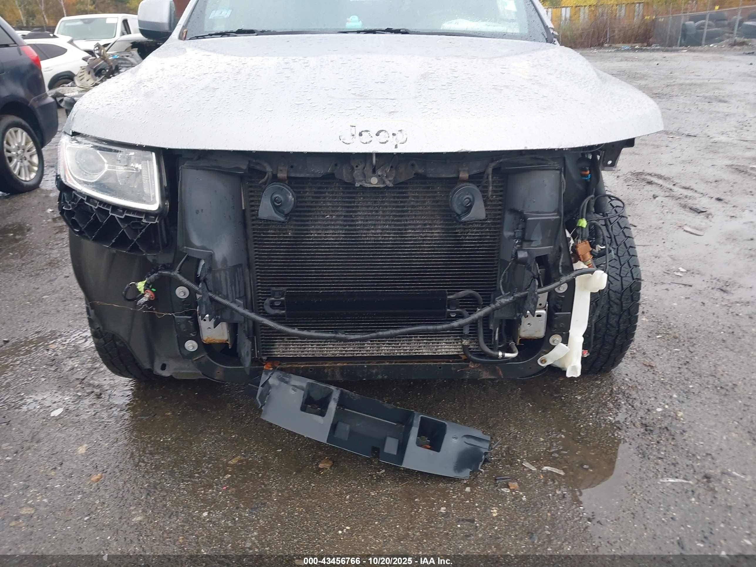 JEEP GRAND image 6