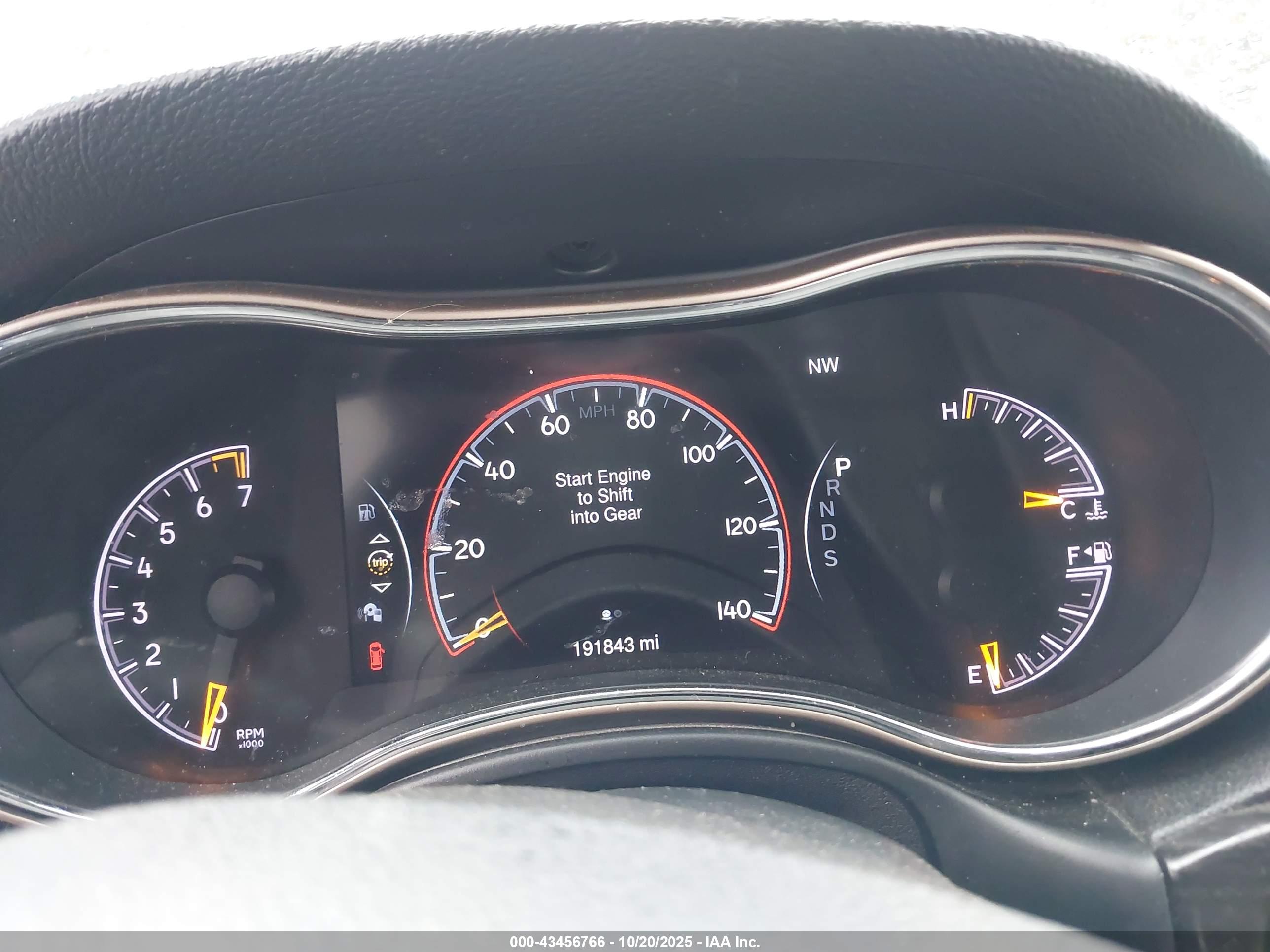 JEEP GRAND image 7