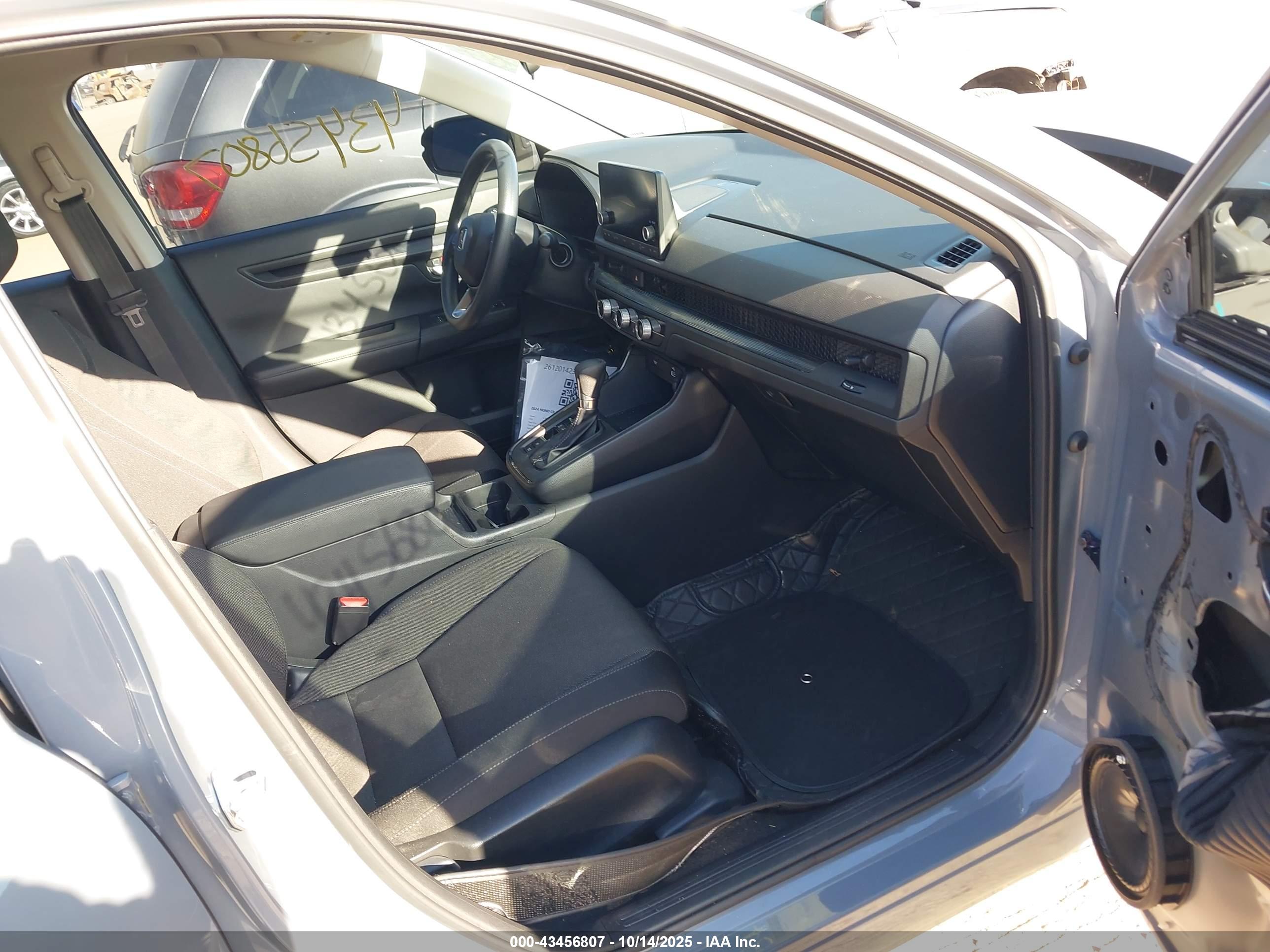 HONDA CR-V image 5