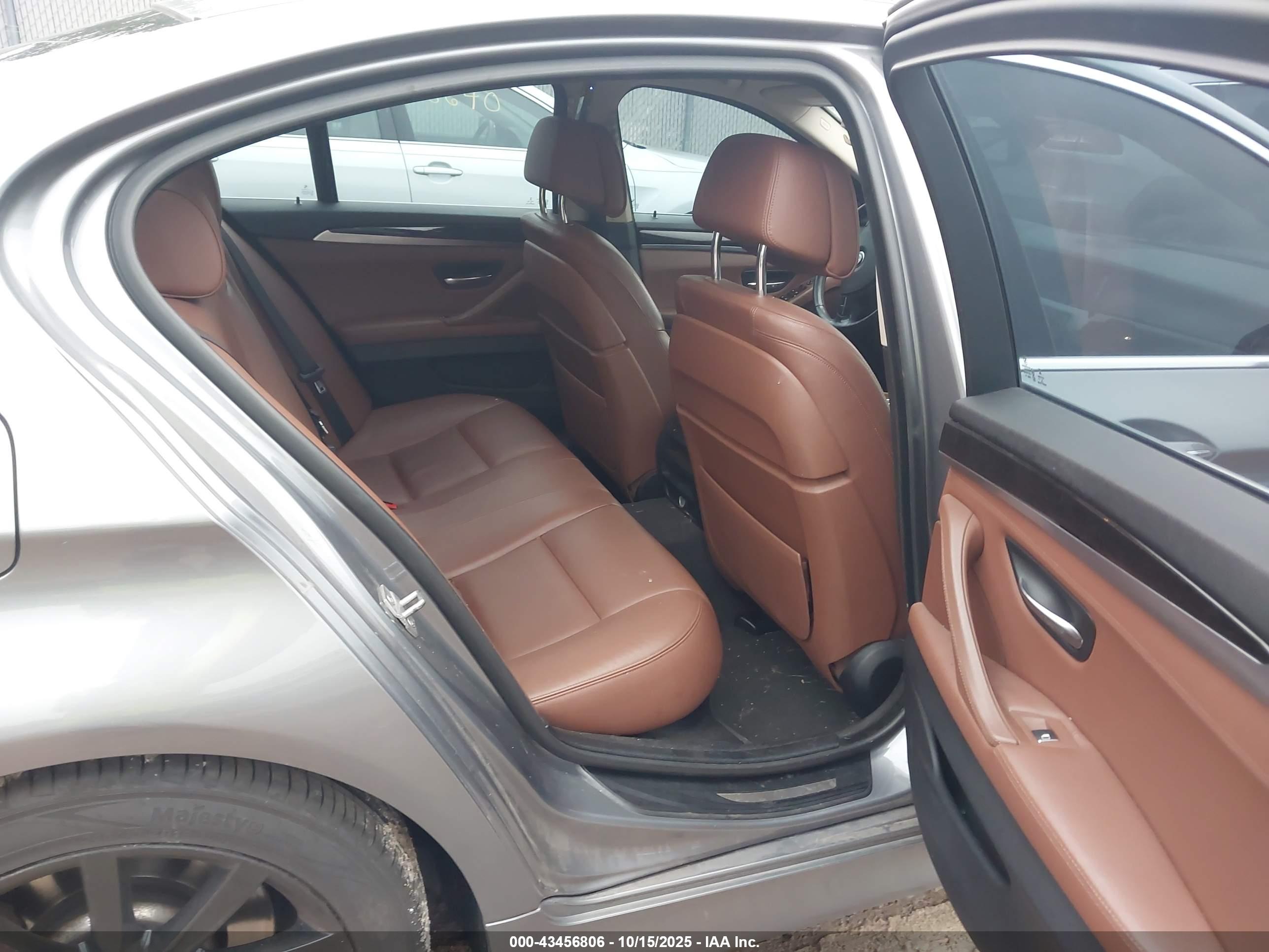 BMW 535D image 8