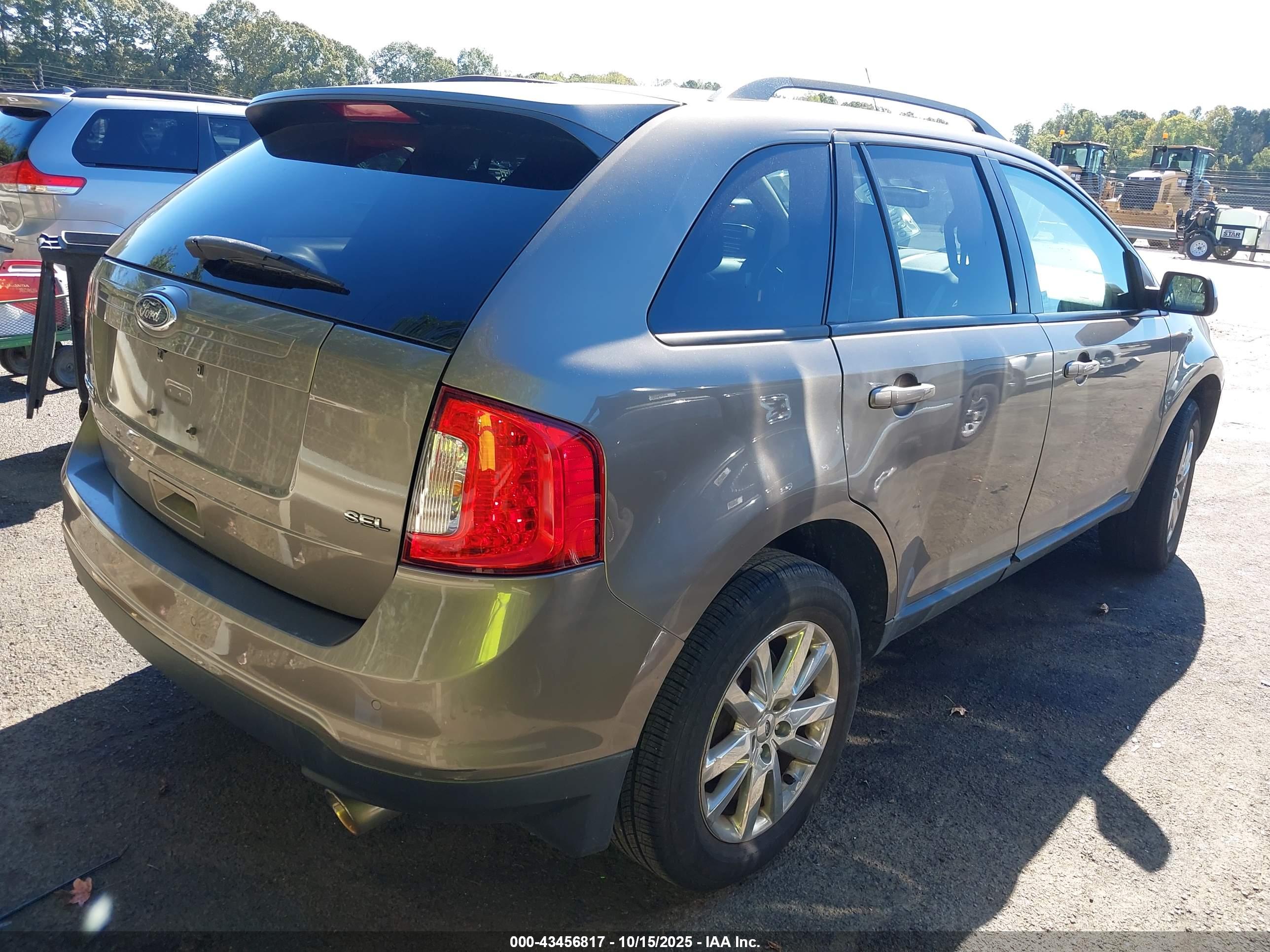 FORD EDGE image 4
