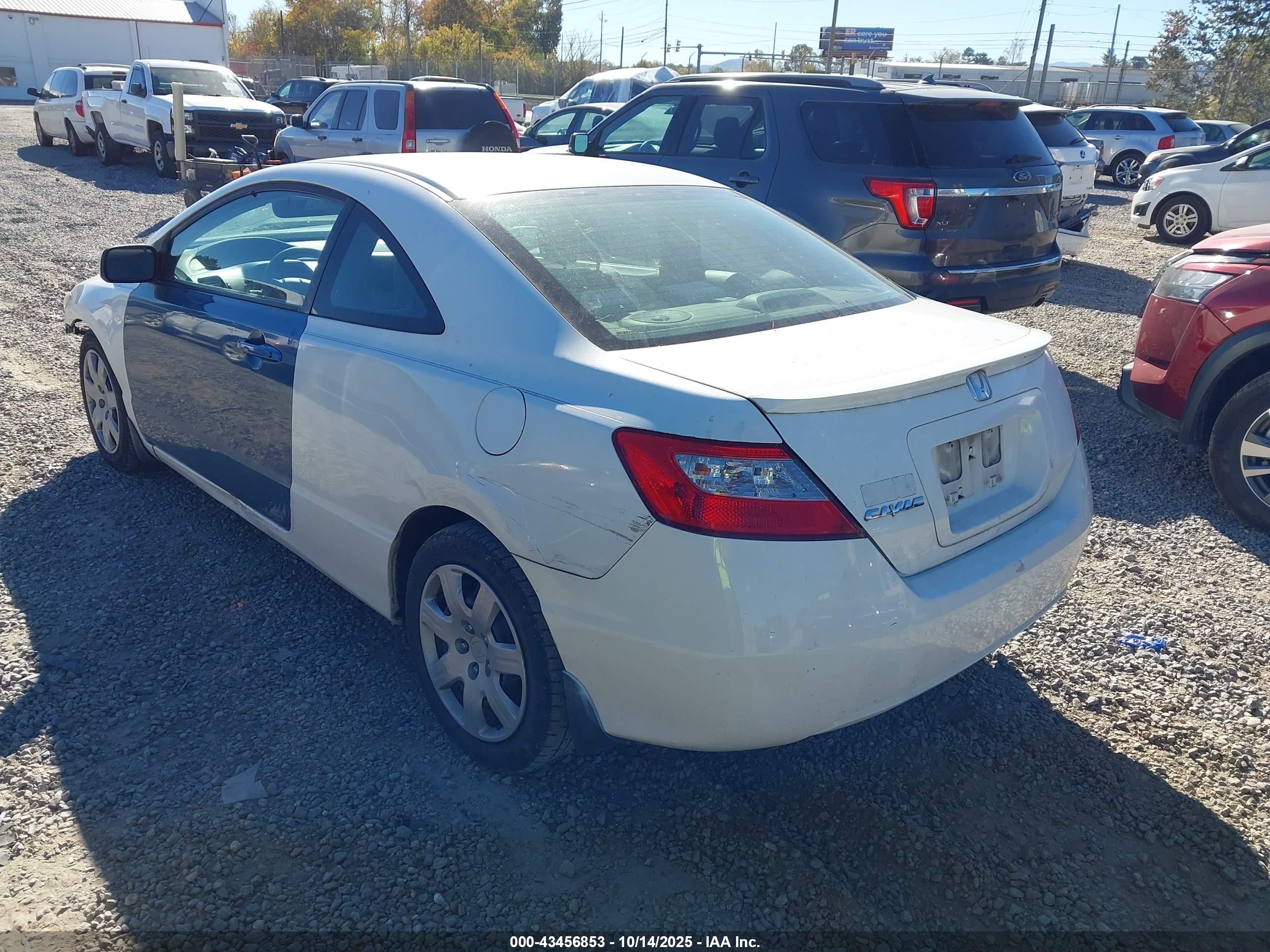 HONDA CIVIC image 3