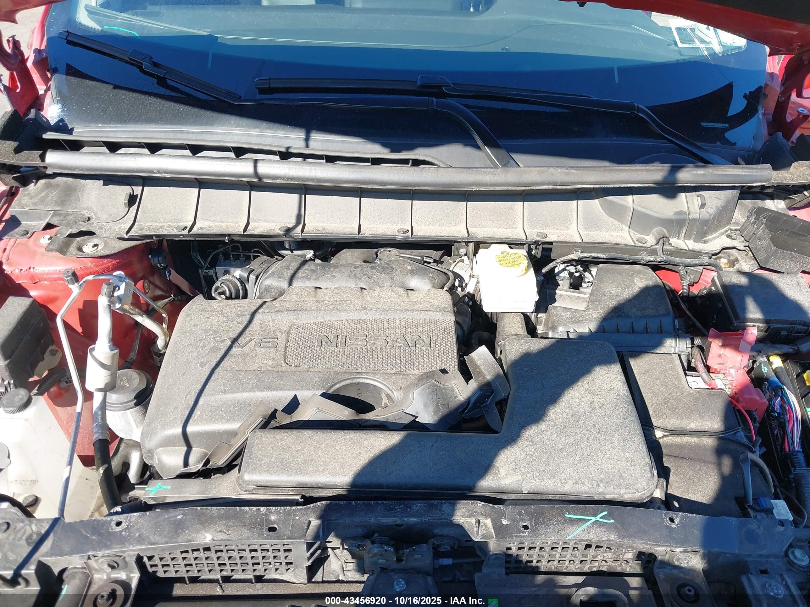 NISSAN PATHFINDER image 10
