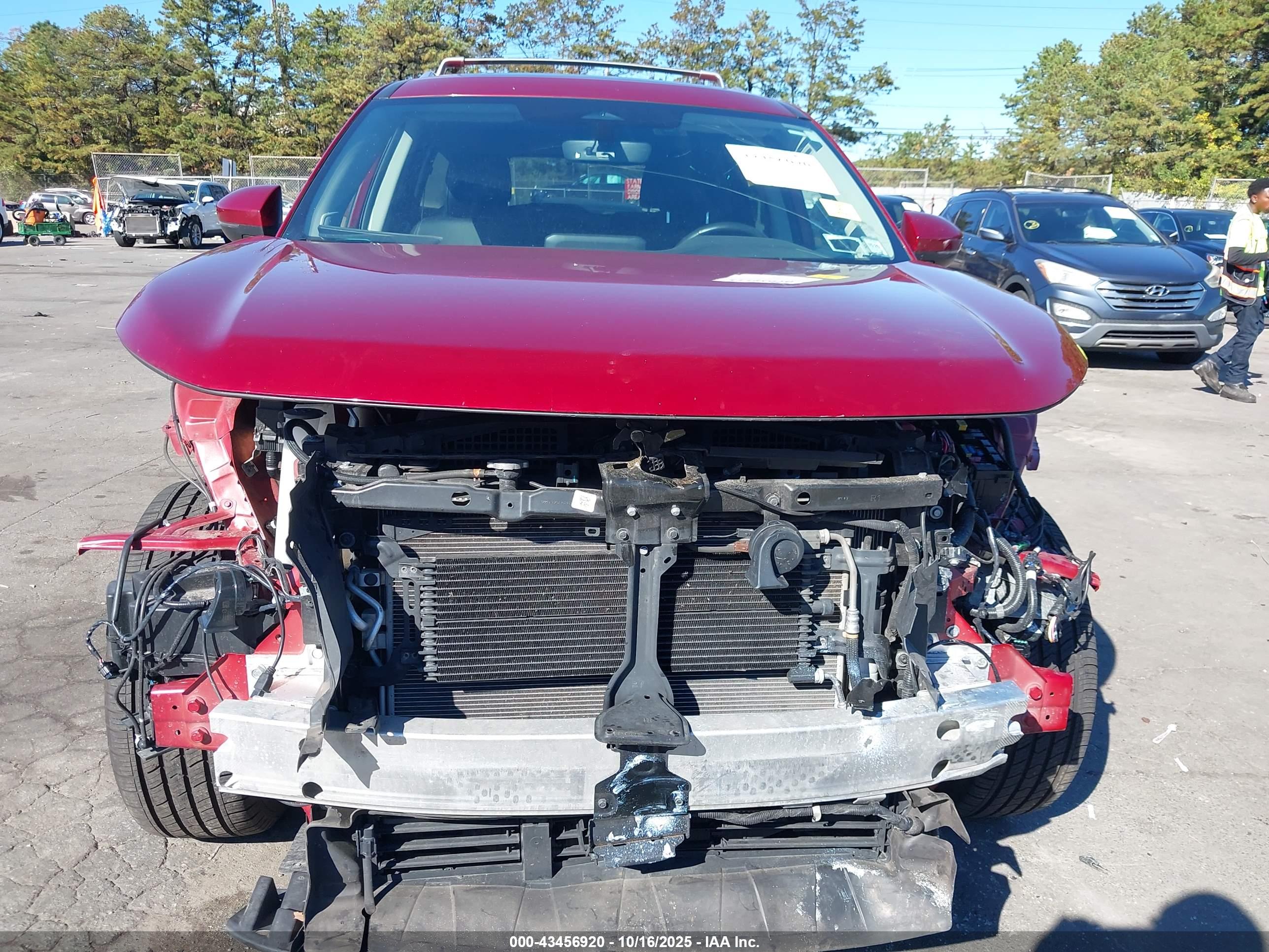 NISSAN PATHFINDER image 6