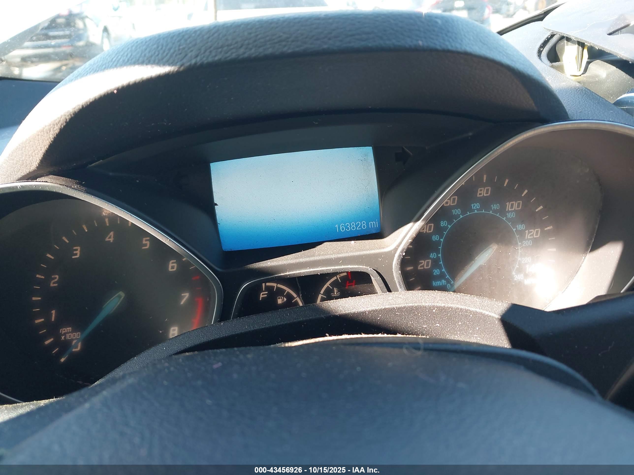 FORD ESCAPE image 7