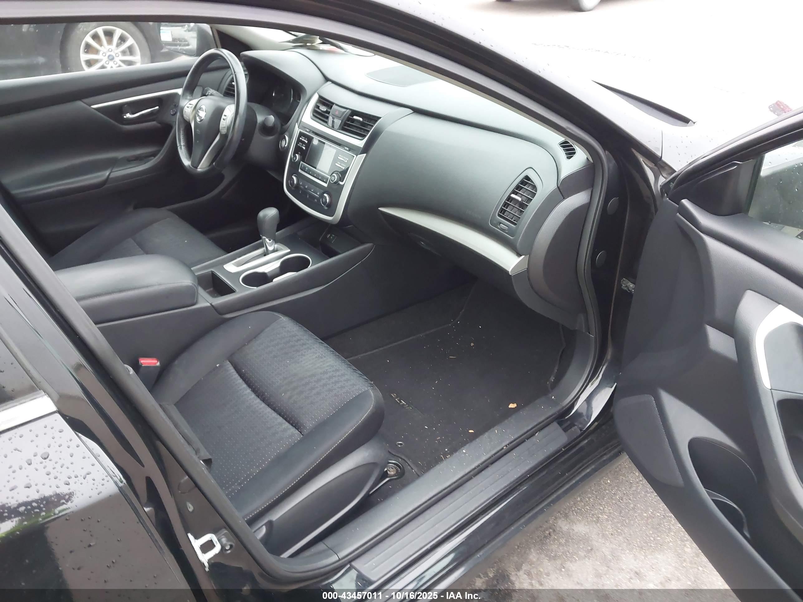 NISSAN ALTIMA image 5