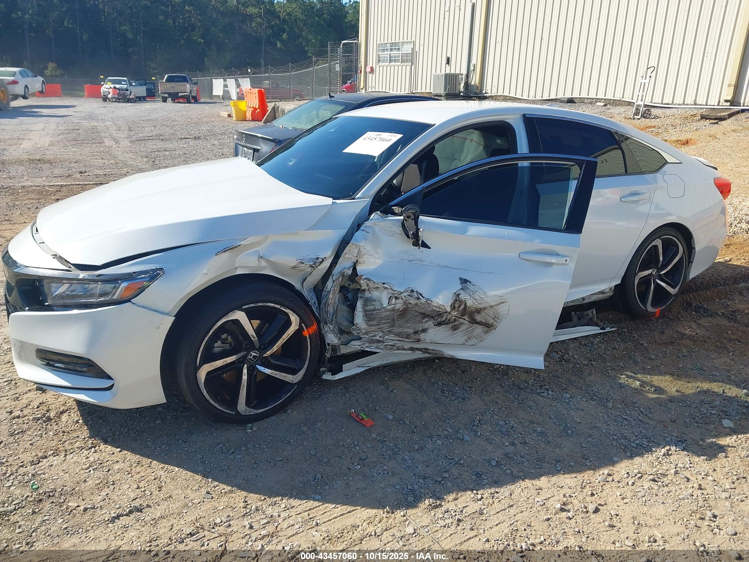 HONDA ACCORD image 6