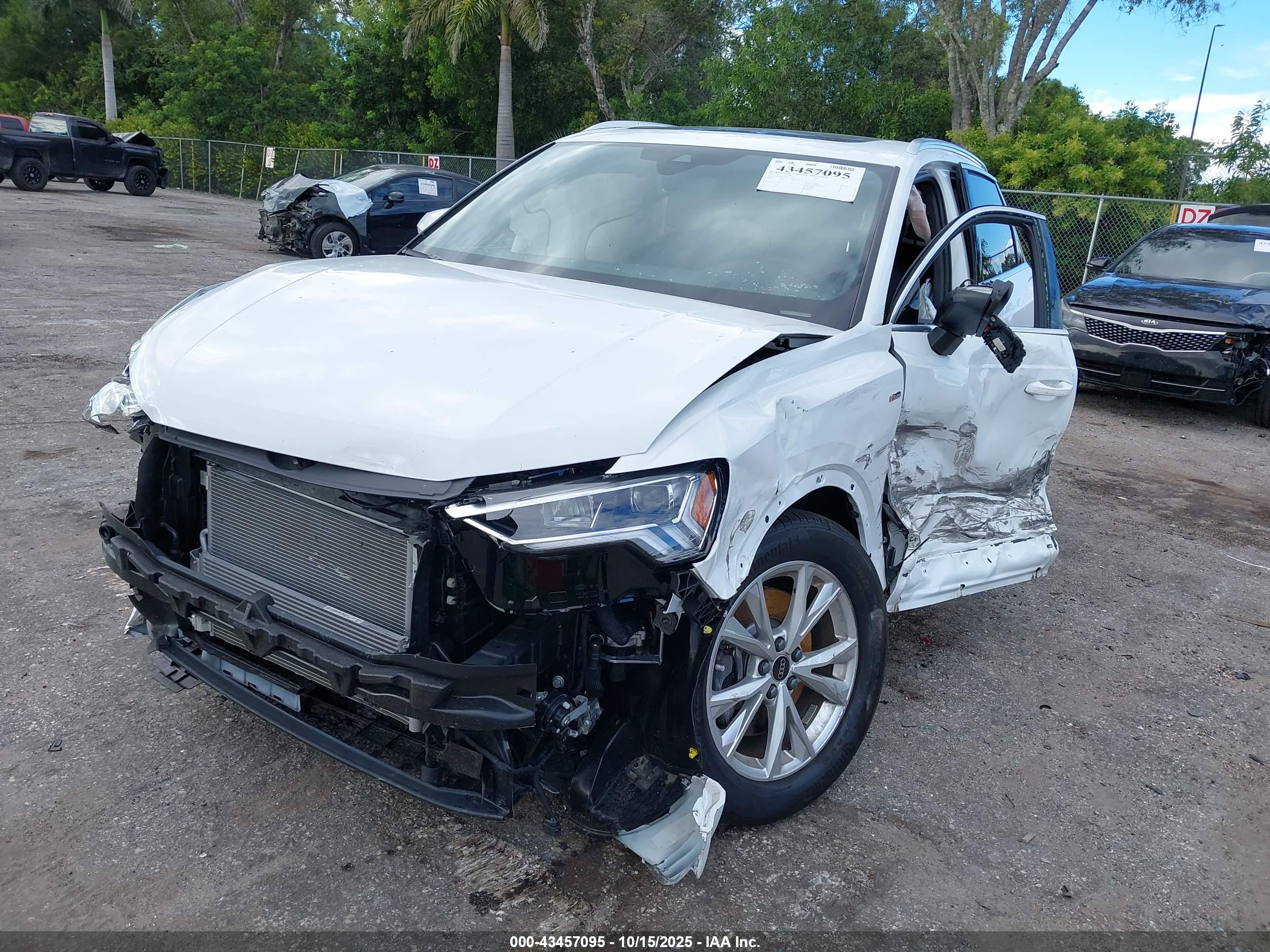 AUDI Q3 image 2