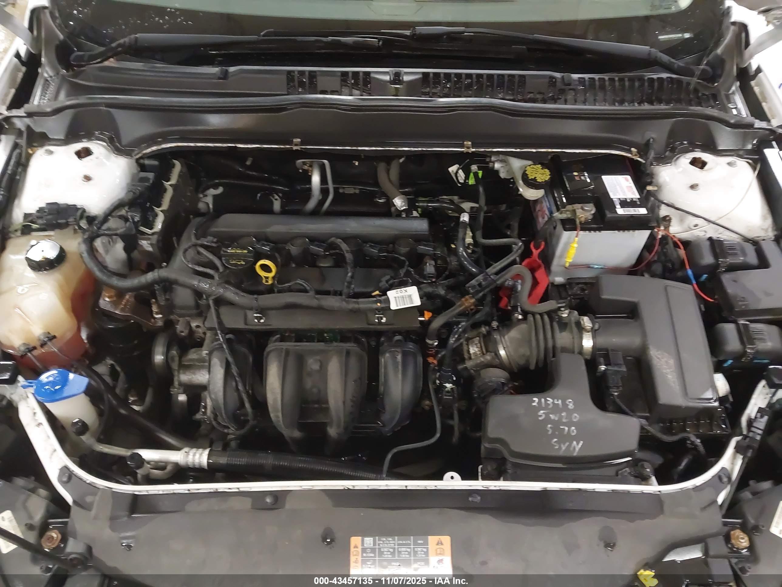 FORD FUSION image 10