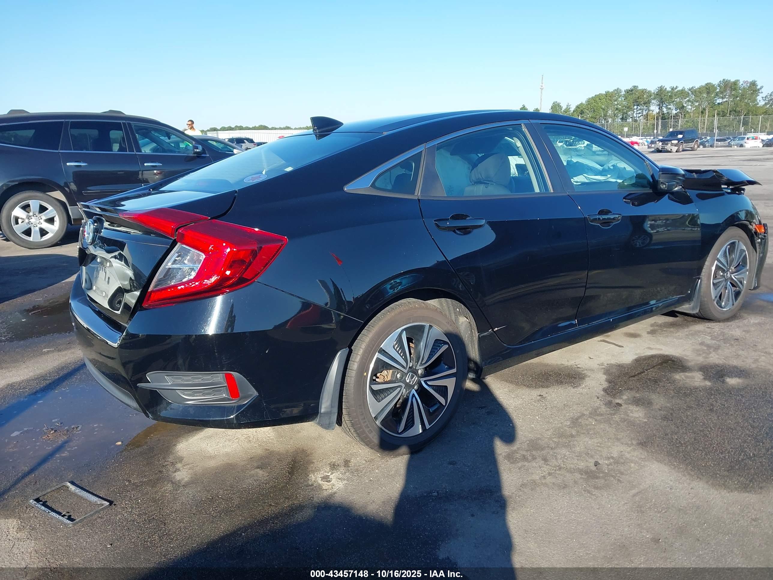HONDA CIVIC image 4