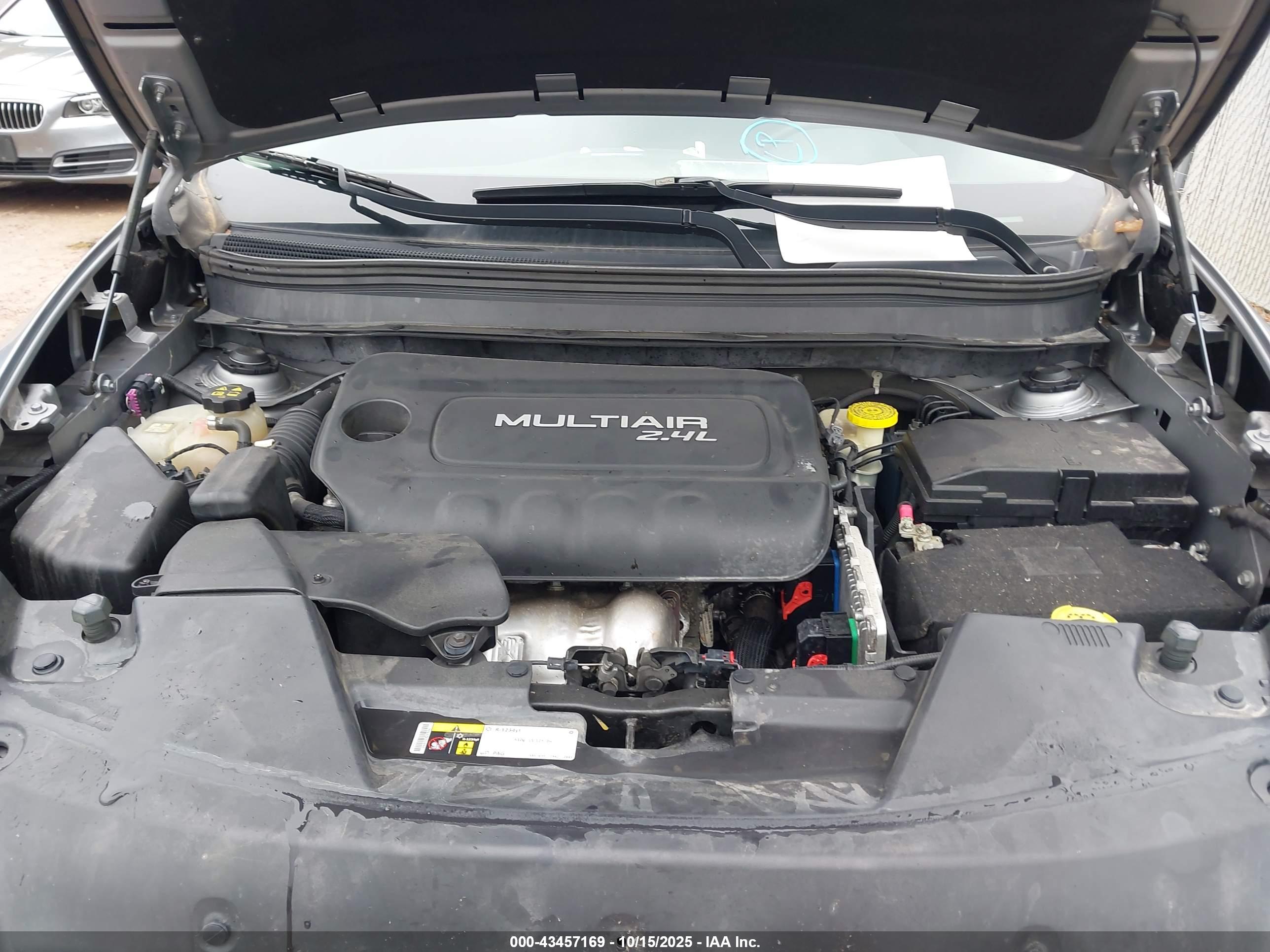 JEEP CHEROKEE image 10