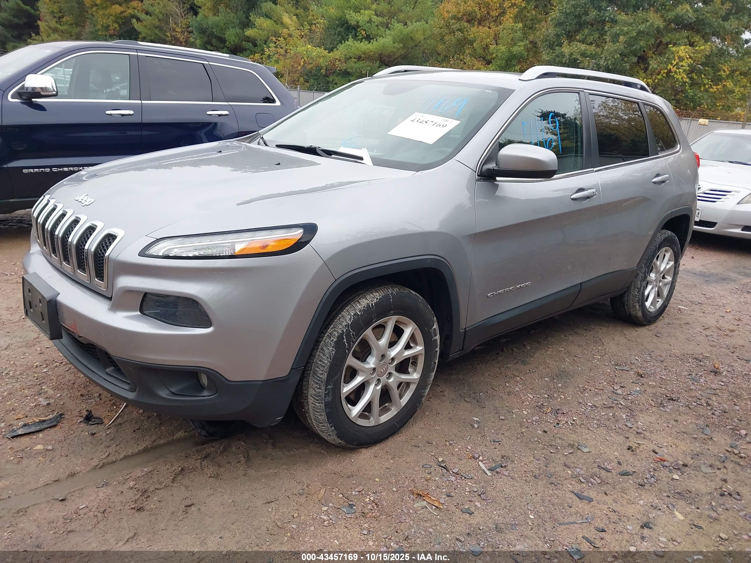 JEEP CHEROKEE image 2