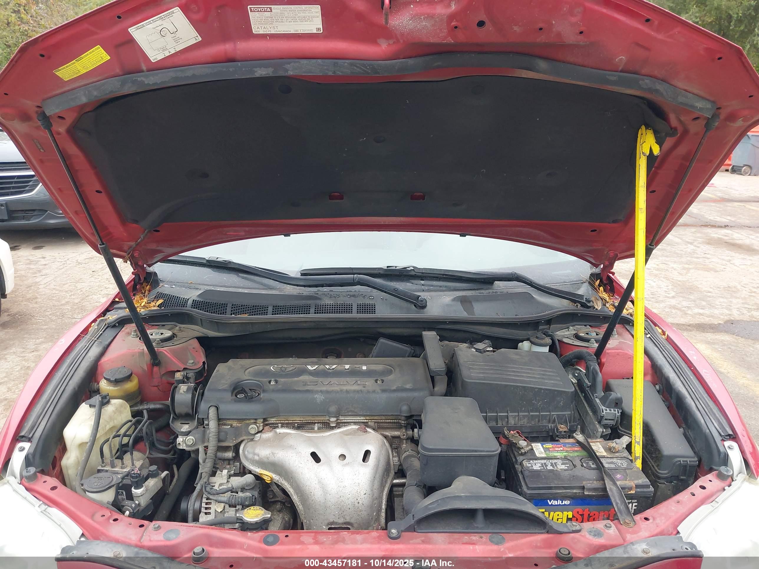 TOYOTA CAMRY image 10