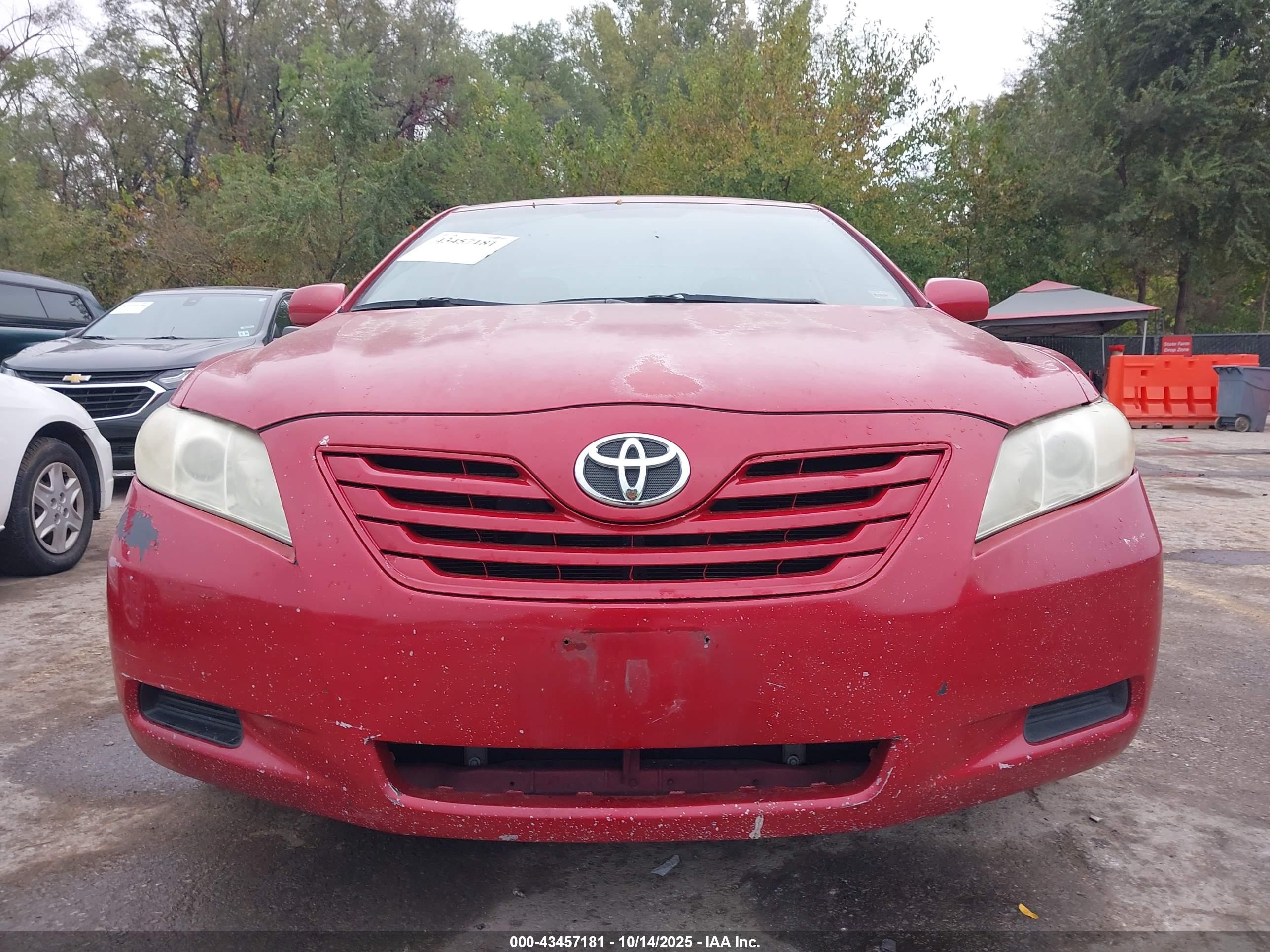 TOYOTA CAMRY image 6