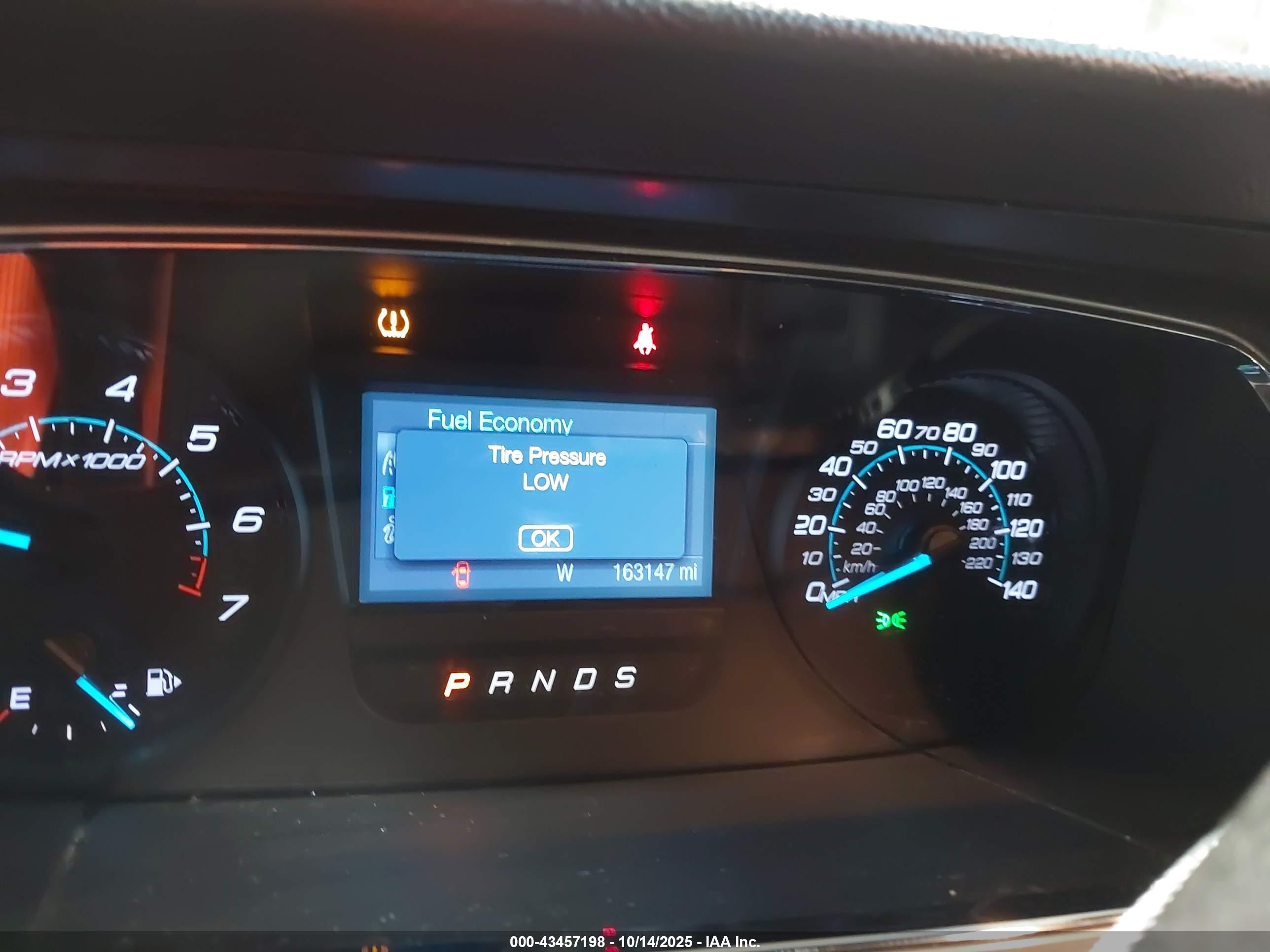 FORD TAURUS image 7