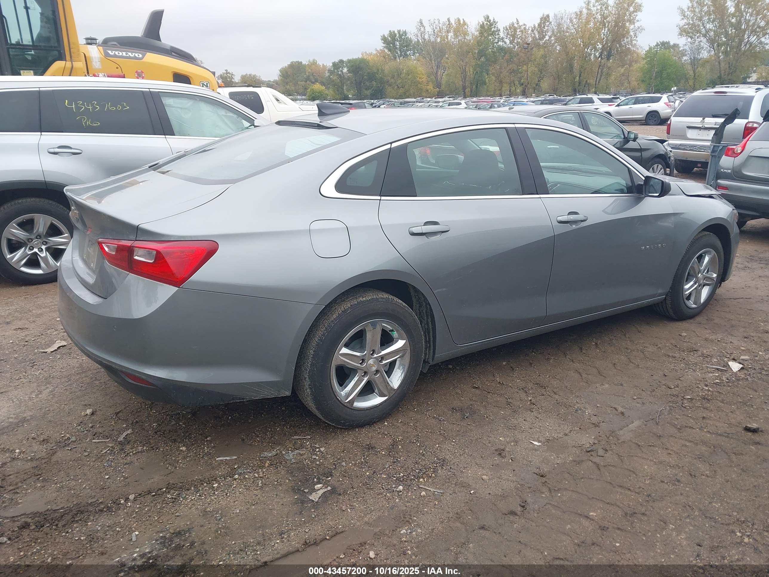 CHEVROLET MALIBU image 4
