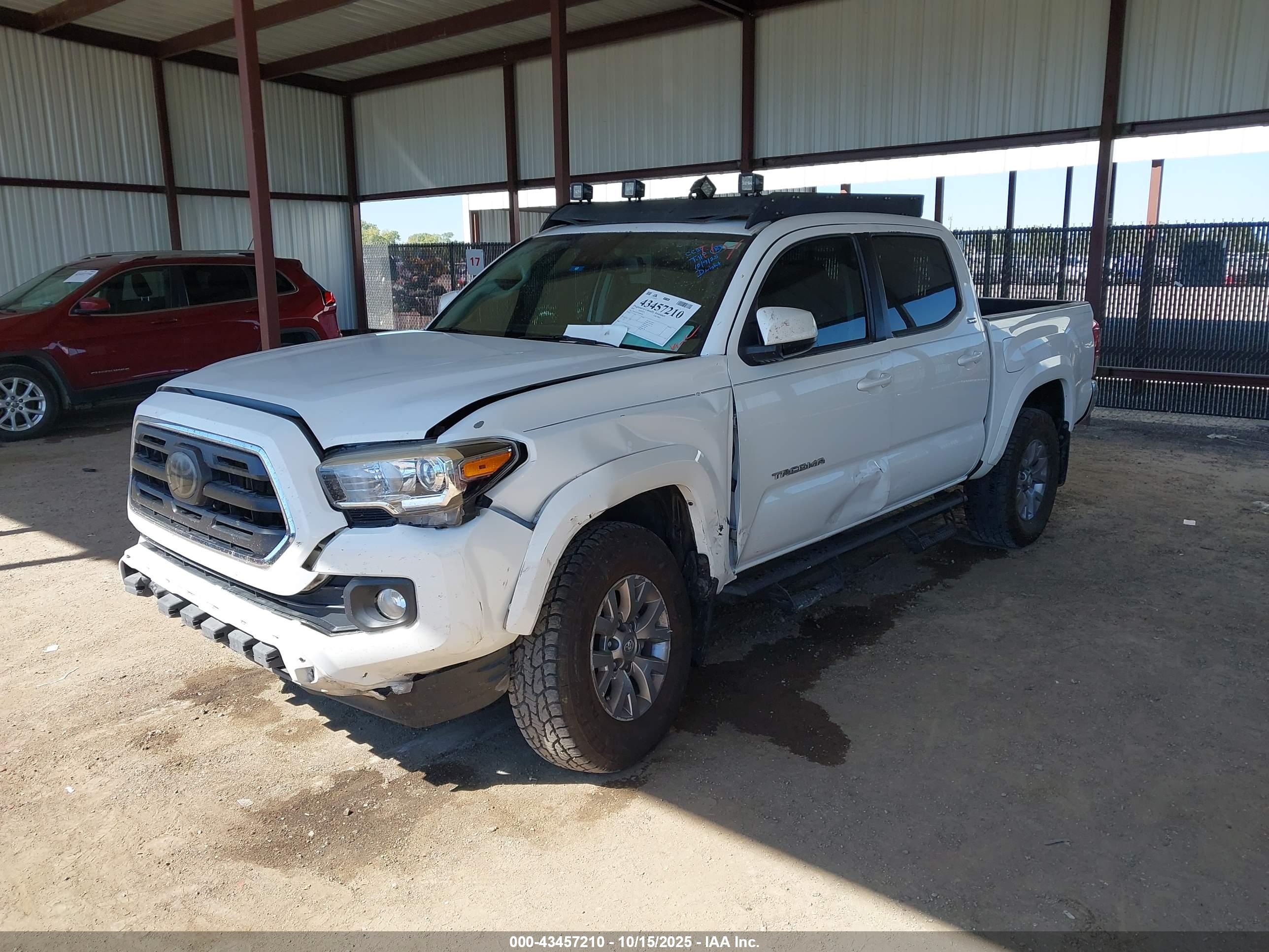 TOYOTA TACOMA image 2