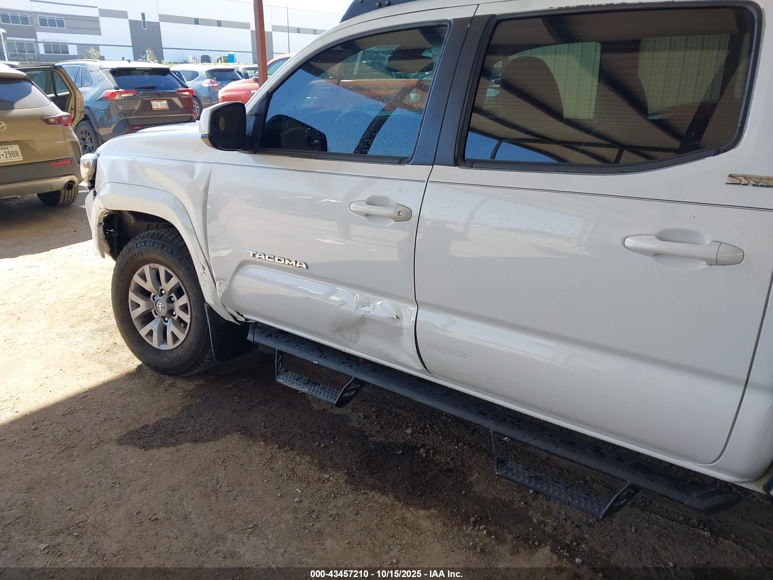 TOYOTA TACOMA image 6