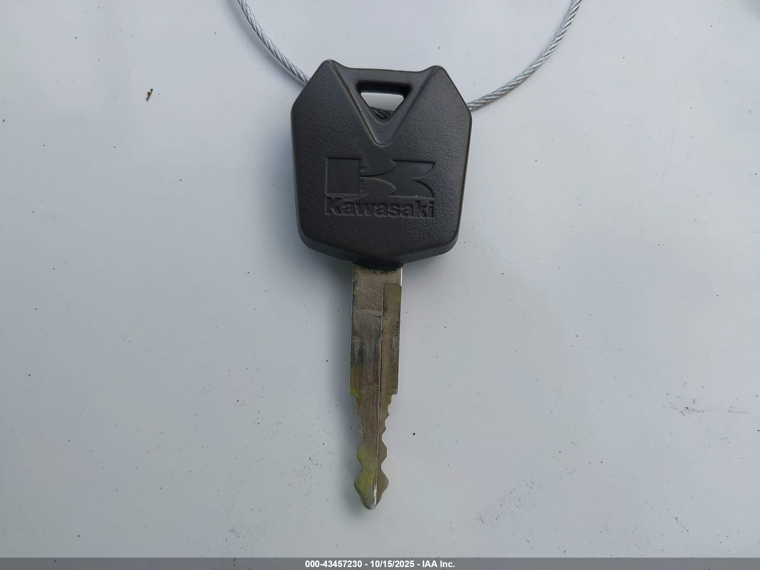 KAWASAKI ZX636 image 11