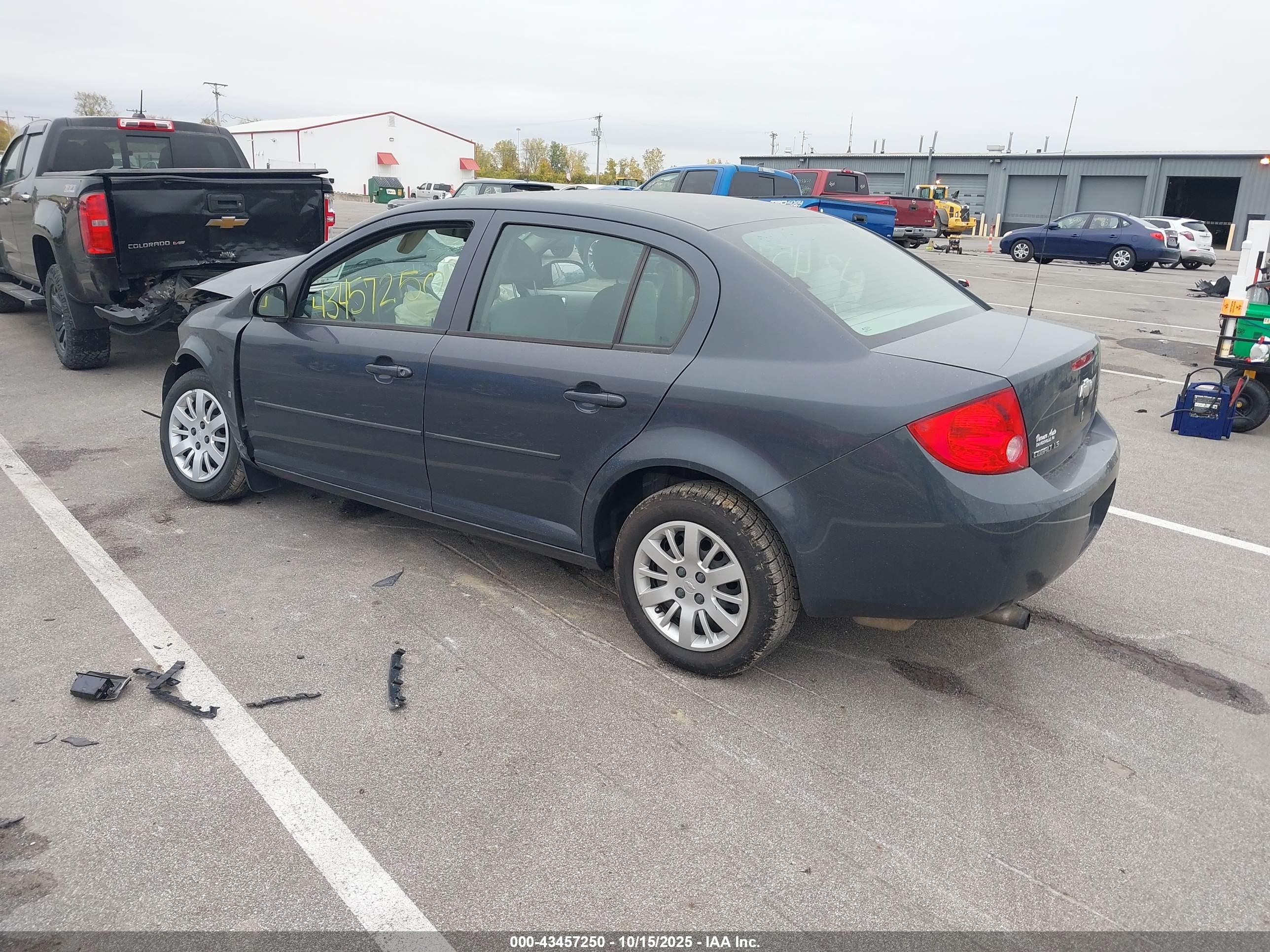 CHEVROLET COBALT image 3