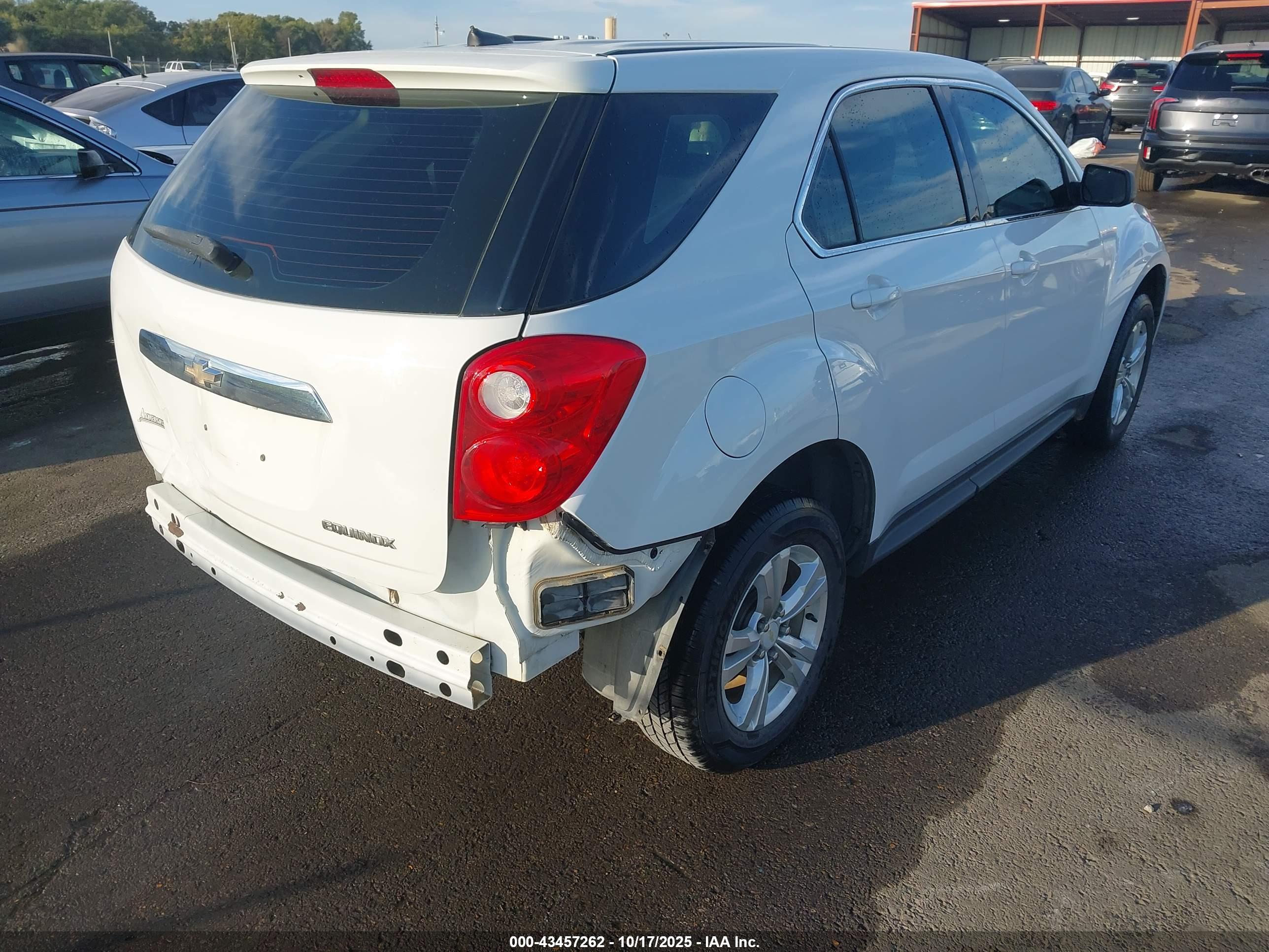 CHEVROLET EQUINOX image 4