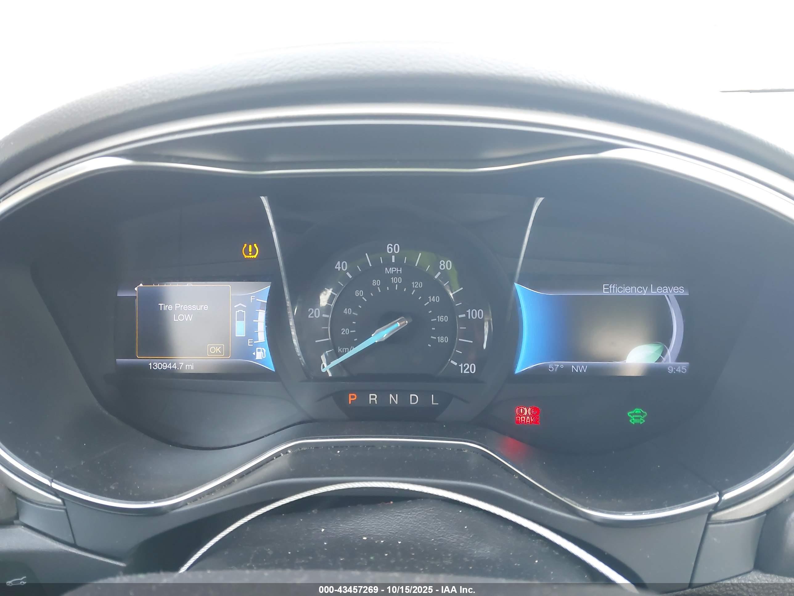 FORD FUSION image 7