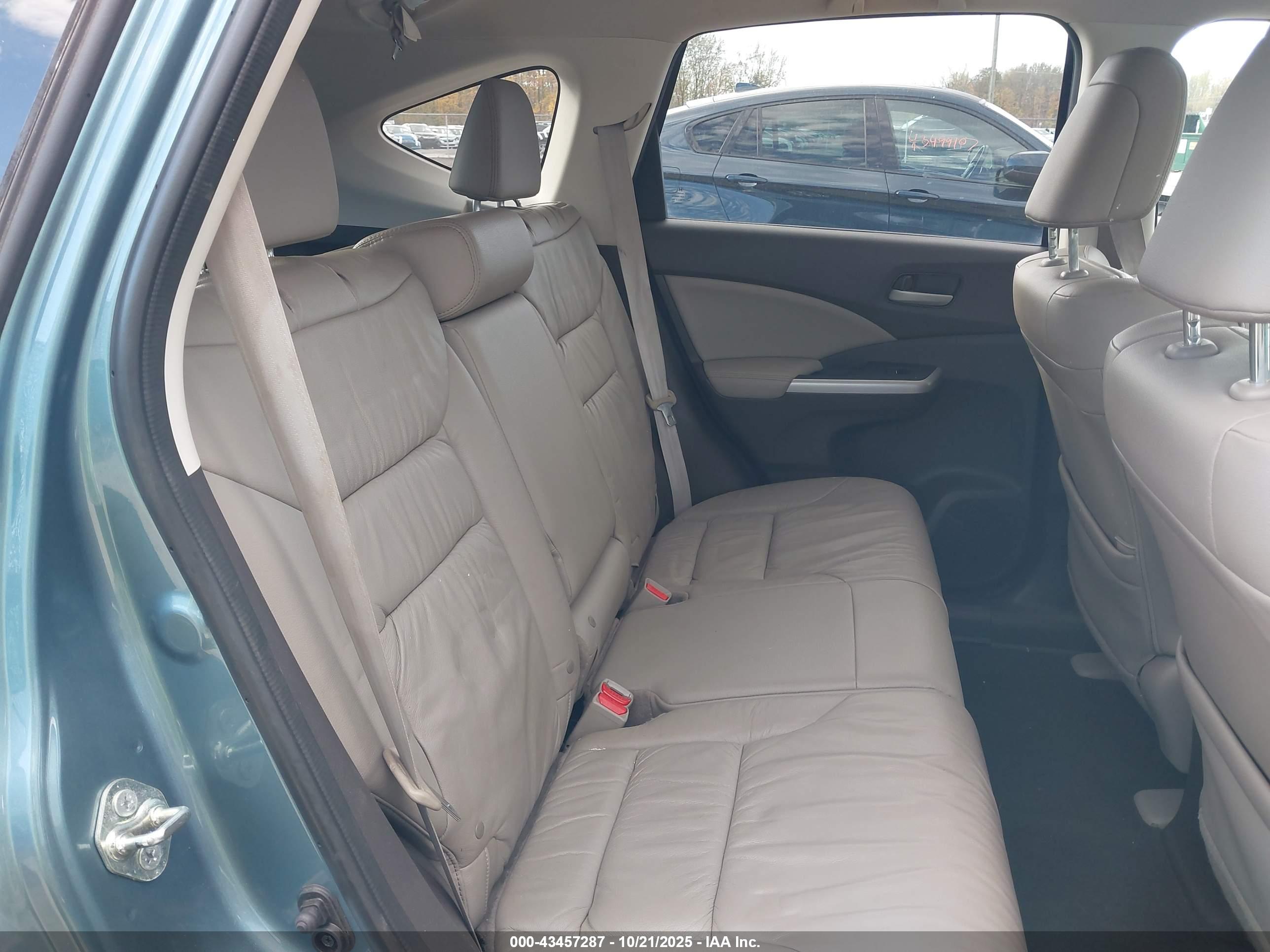 HONDA CR-V image 8