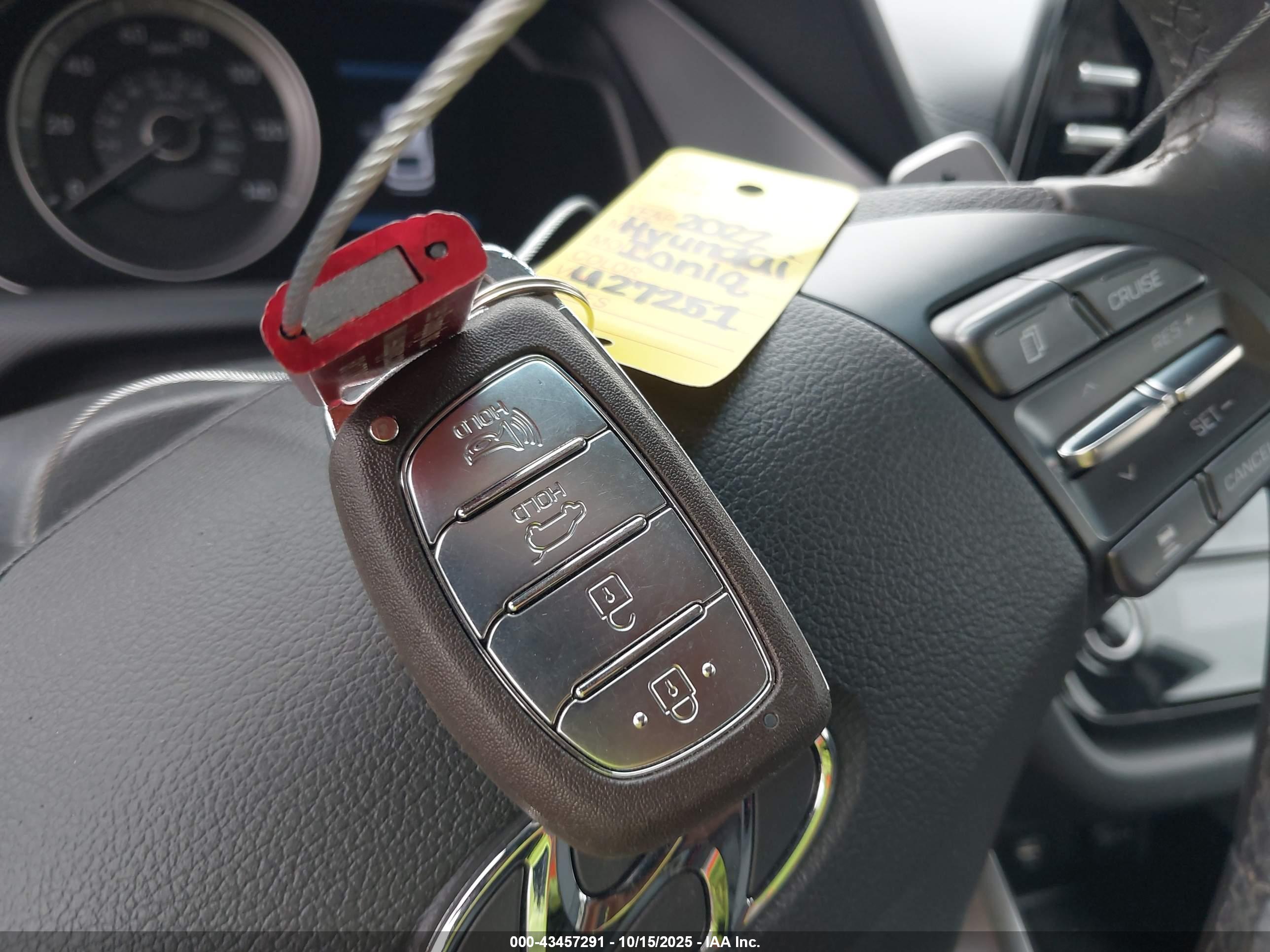 HYUNDAI IONIQ image 11