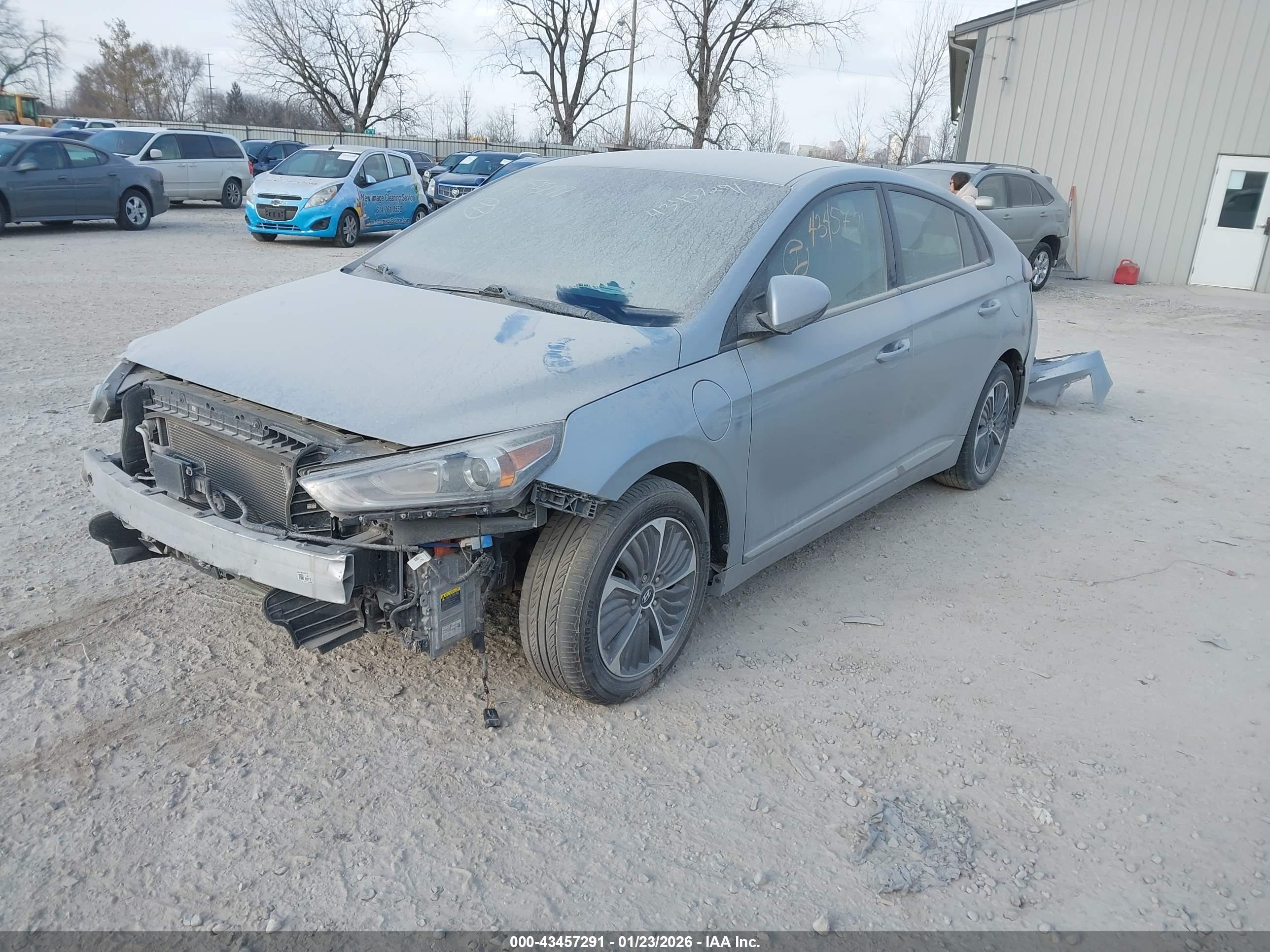 HYUNDAI IONIQ image 2