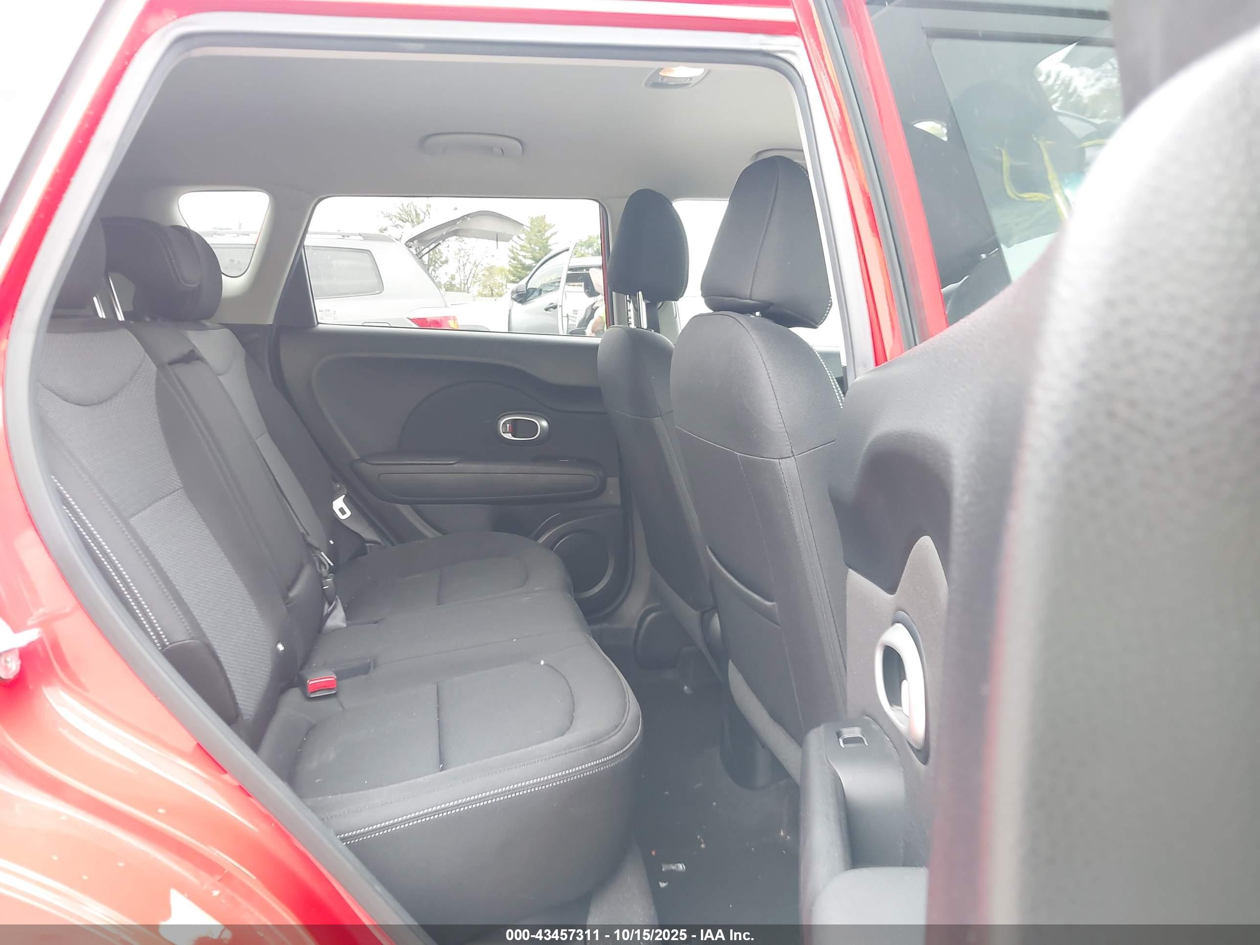 KIA SOUL image 8