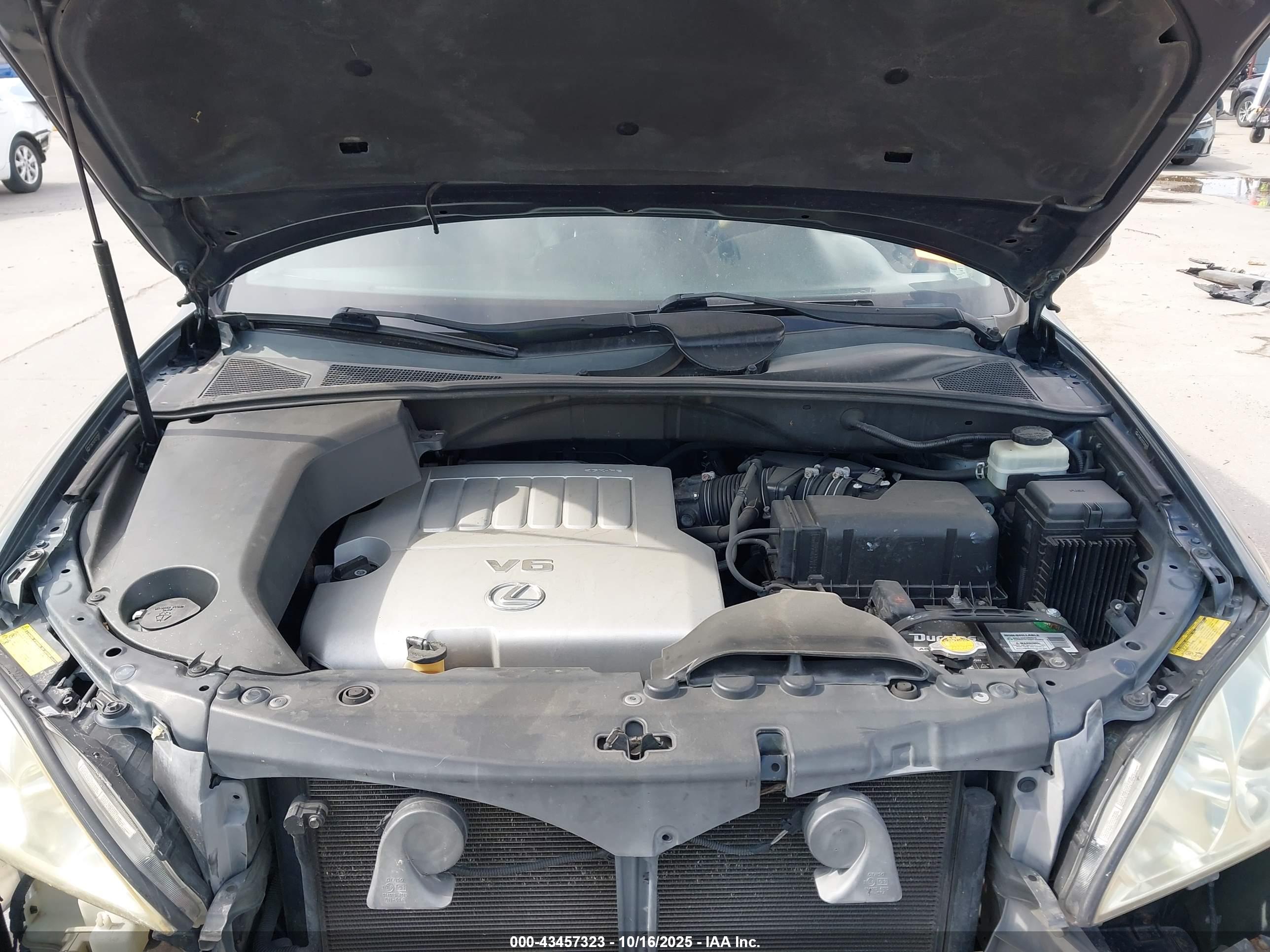 LEXUS RX image 10