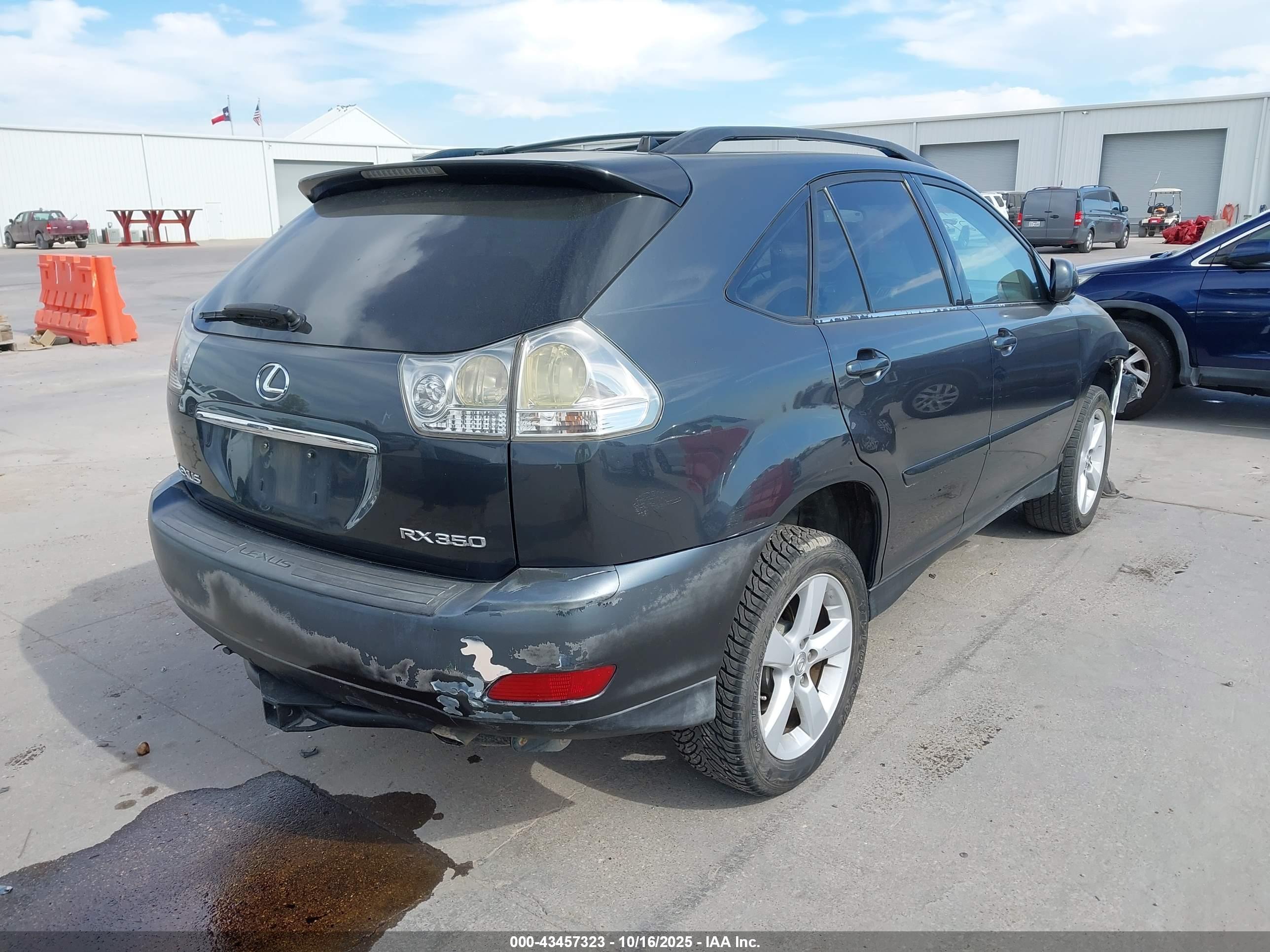 LEXUS RX image 4