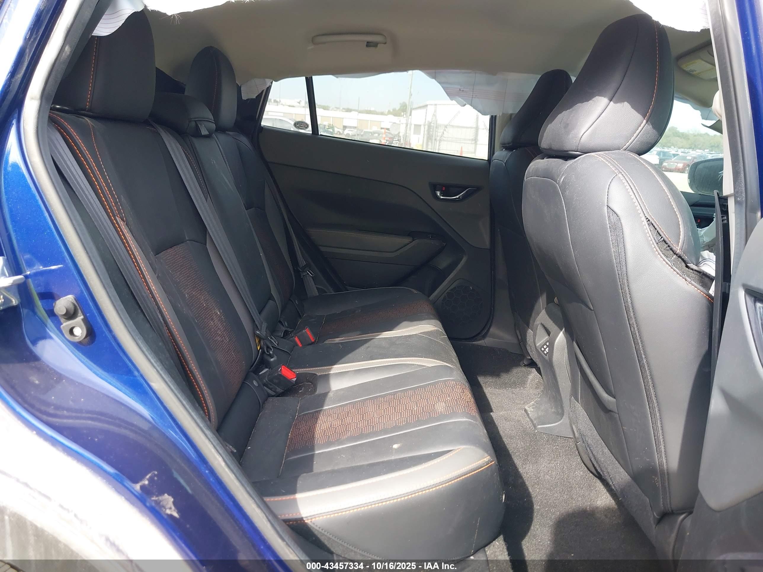 SUBARU CROSSTREK image 8