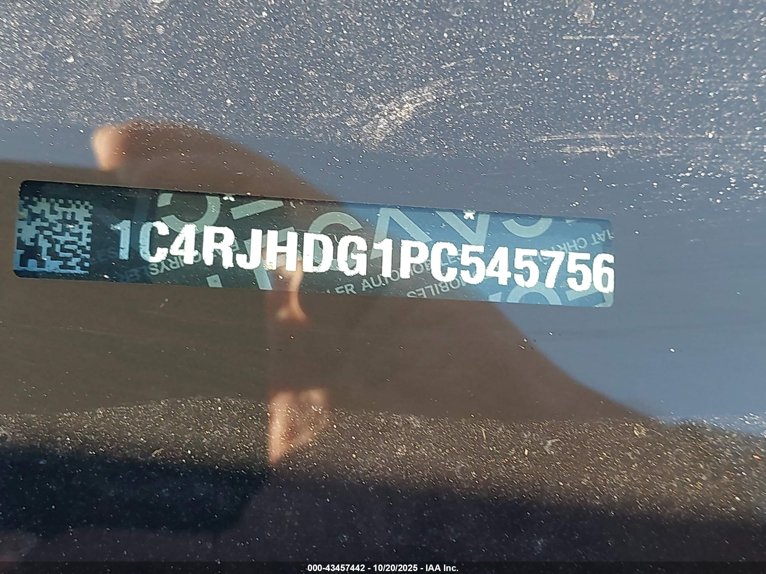 JEEP GRAND image 9