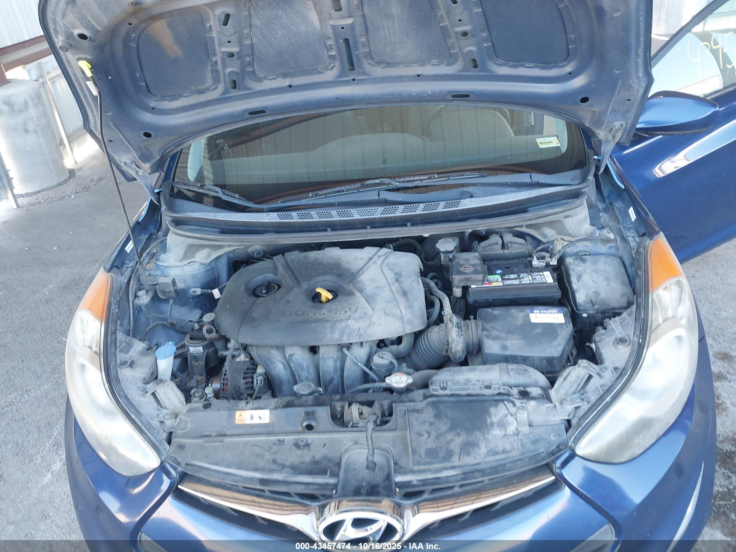 HYUNDAI ELANTRA image 10