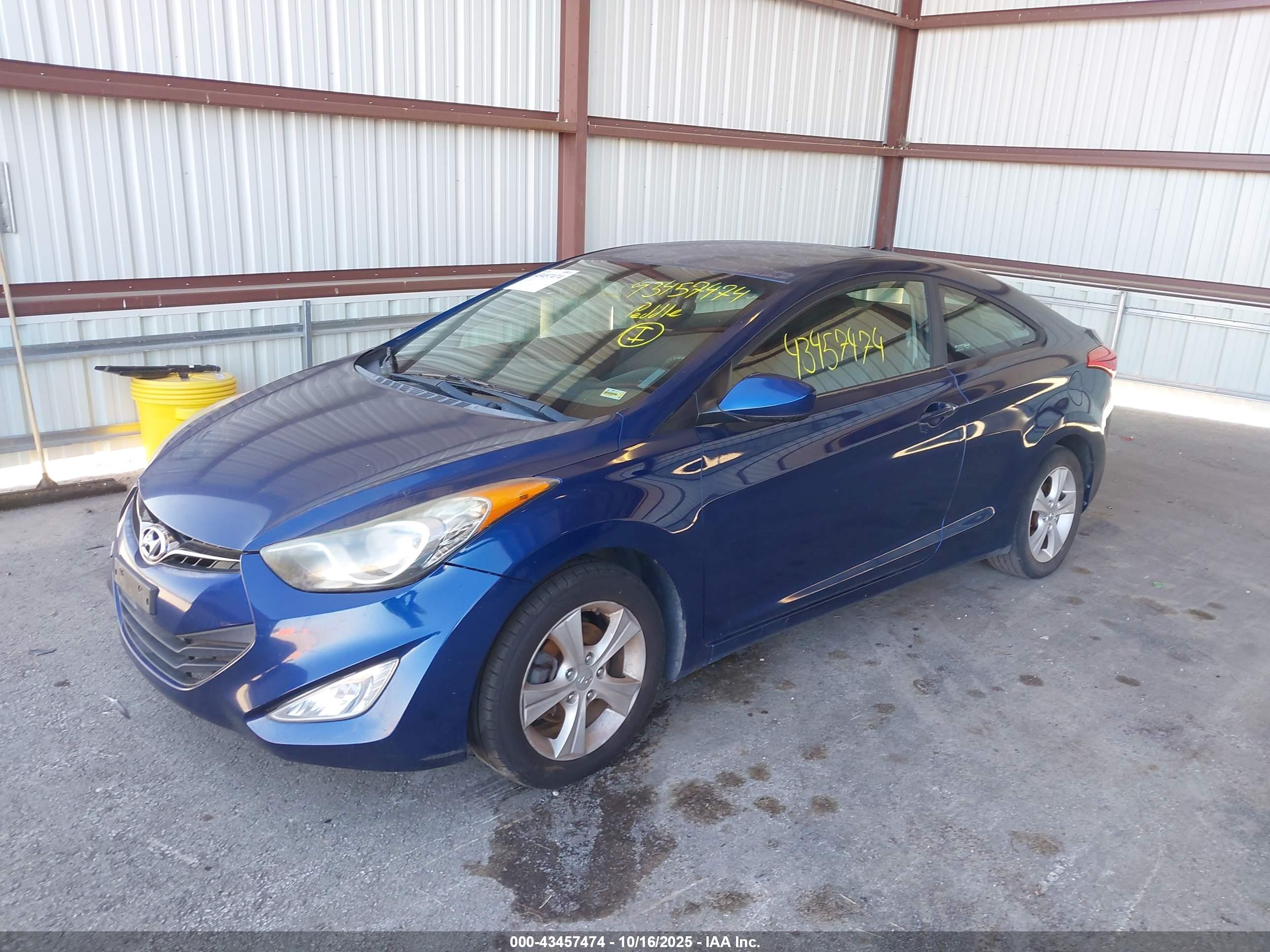 HYUNDAI ELANTRA image 2