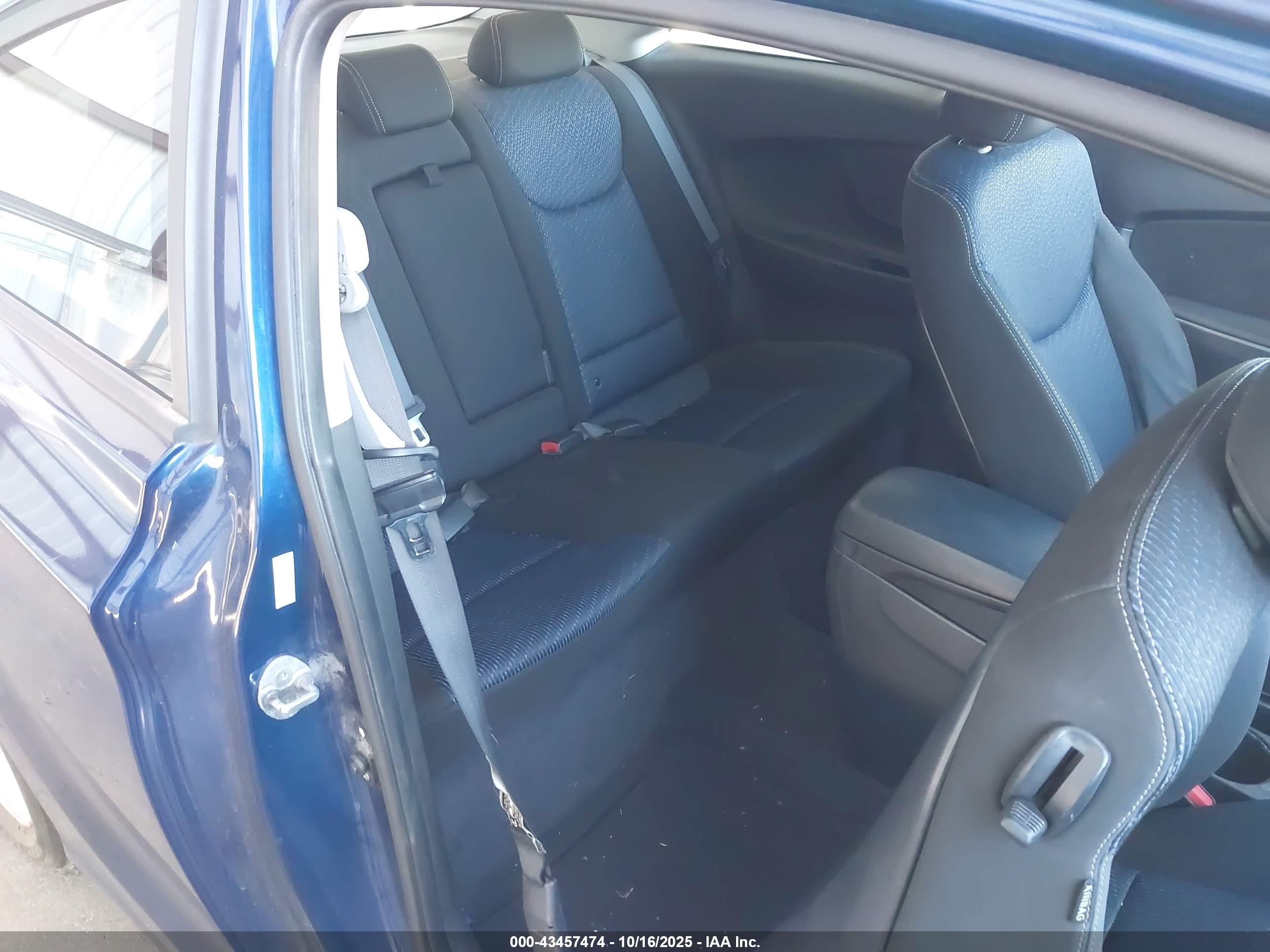 HYUNDAI ELANTRA image 8