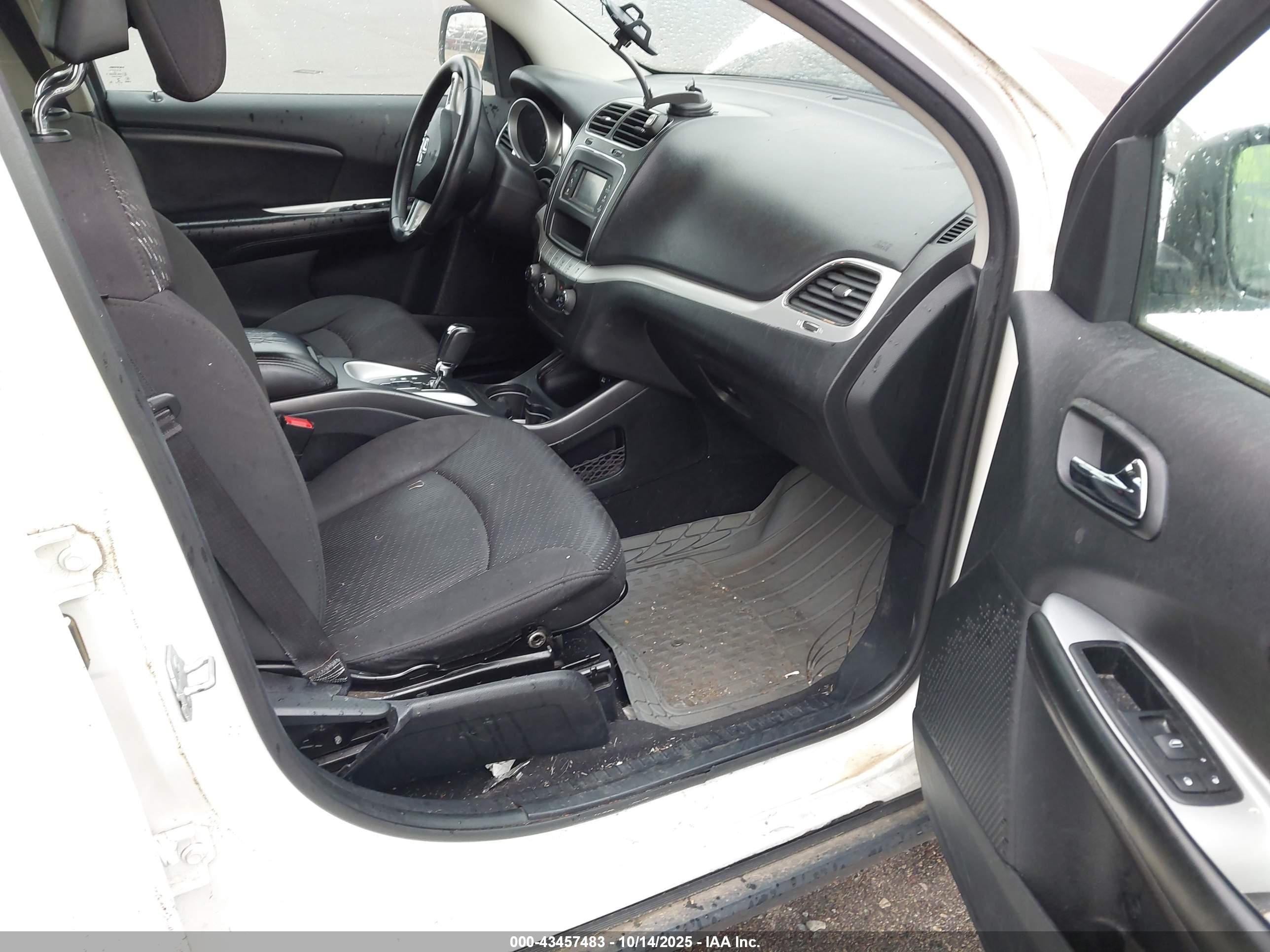 DODGE JOURNEY image 5