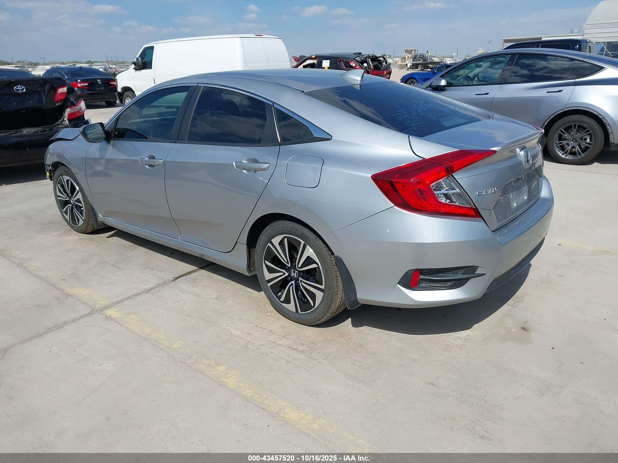 HONDA CIVIC image 3