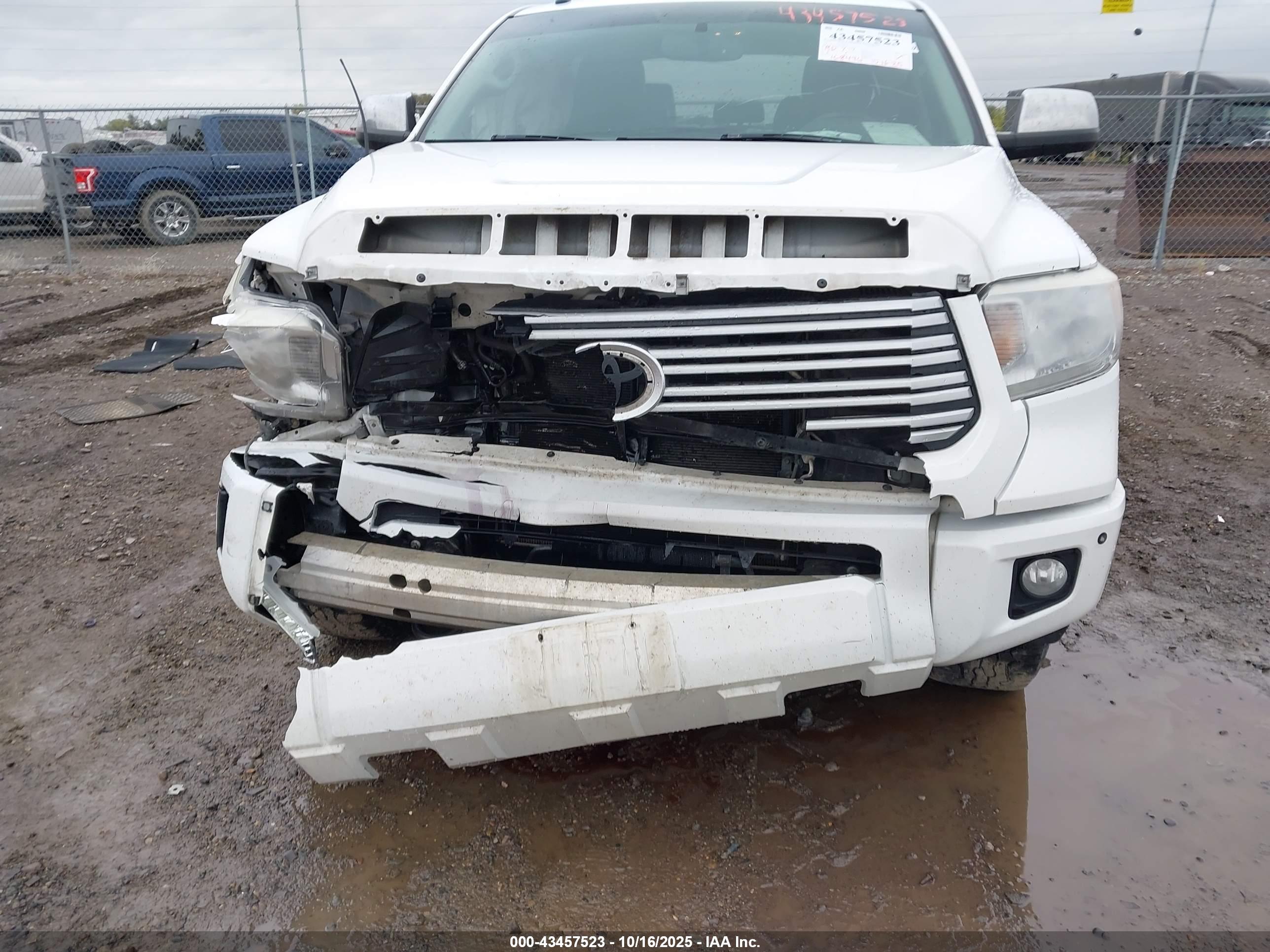TOYOTA TUNDRA image 6