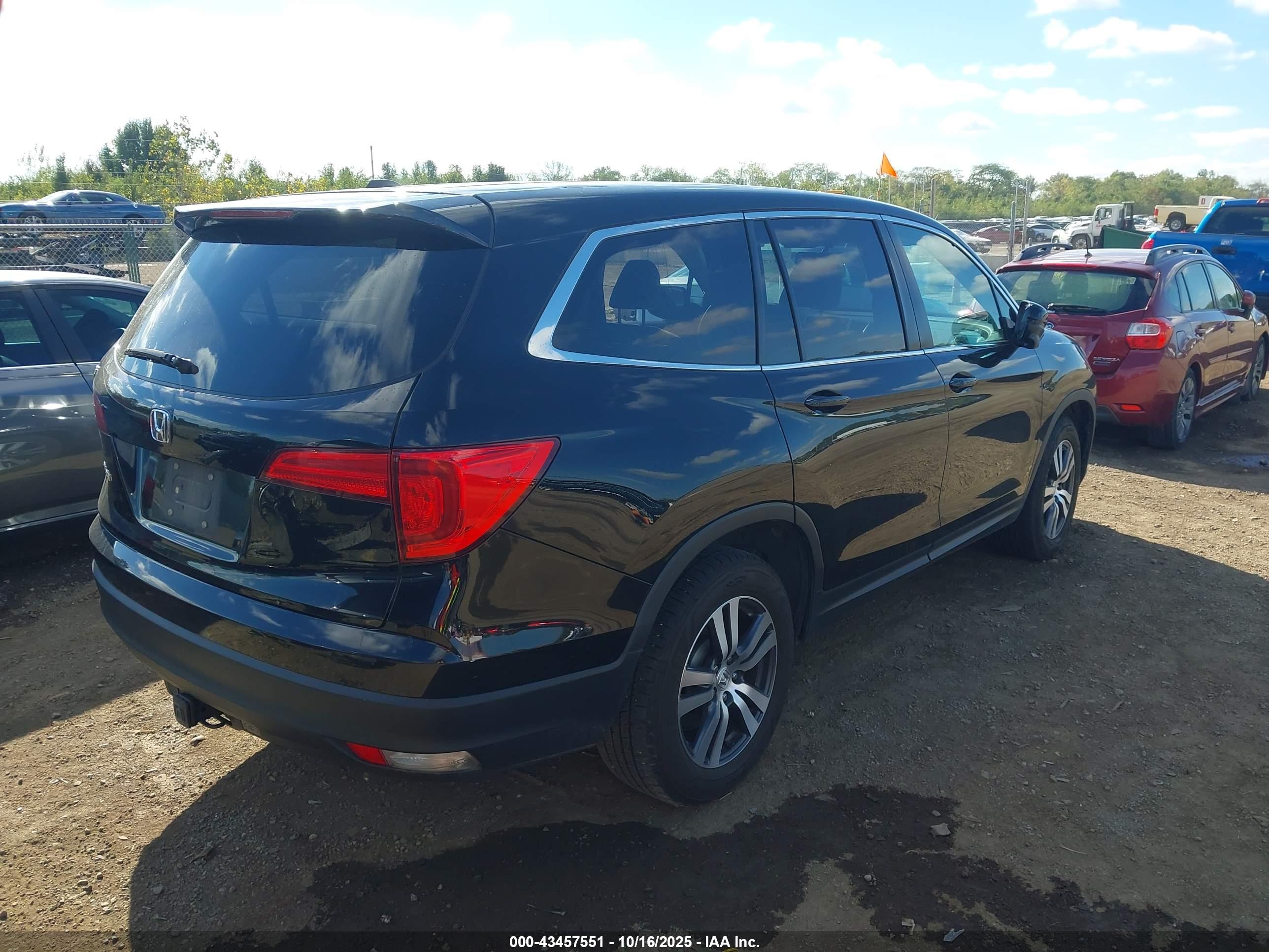 HONDA PILOT image 4