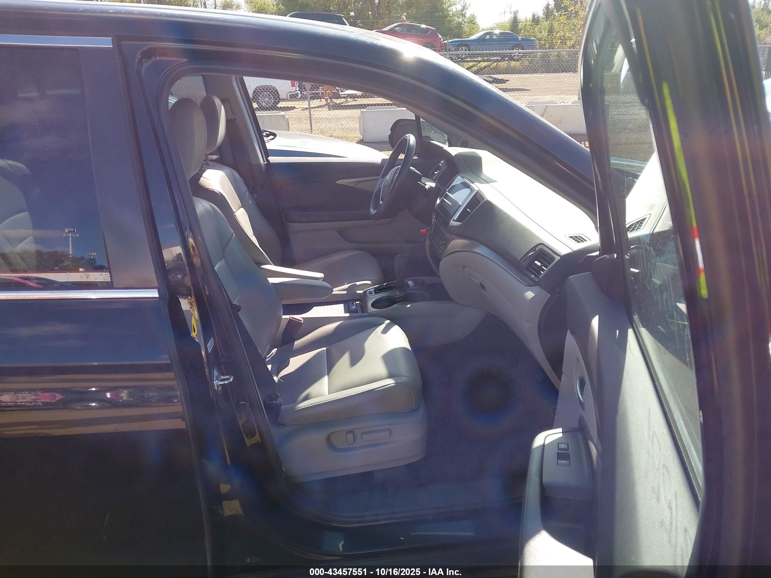 HONDA PILOT image 5