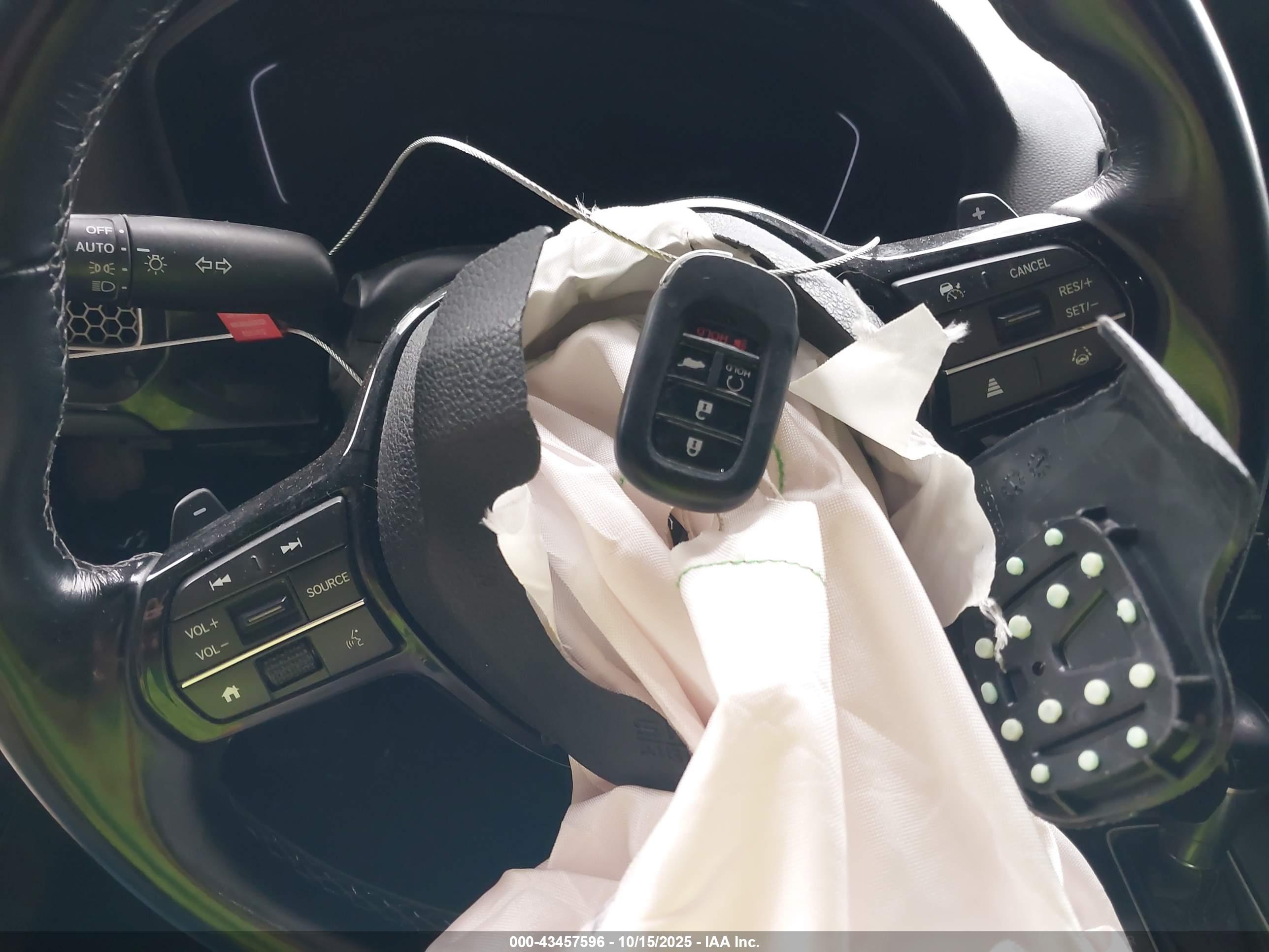 HONDA CIVIC image 11