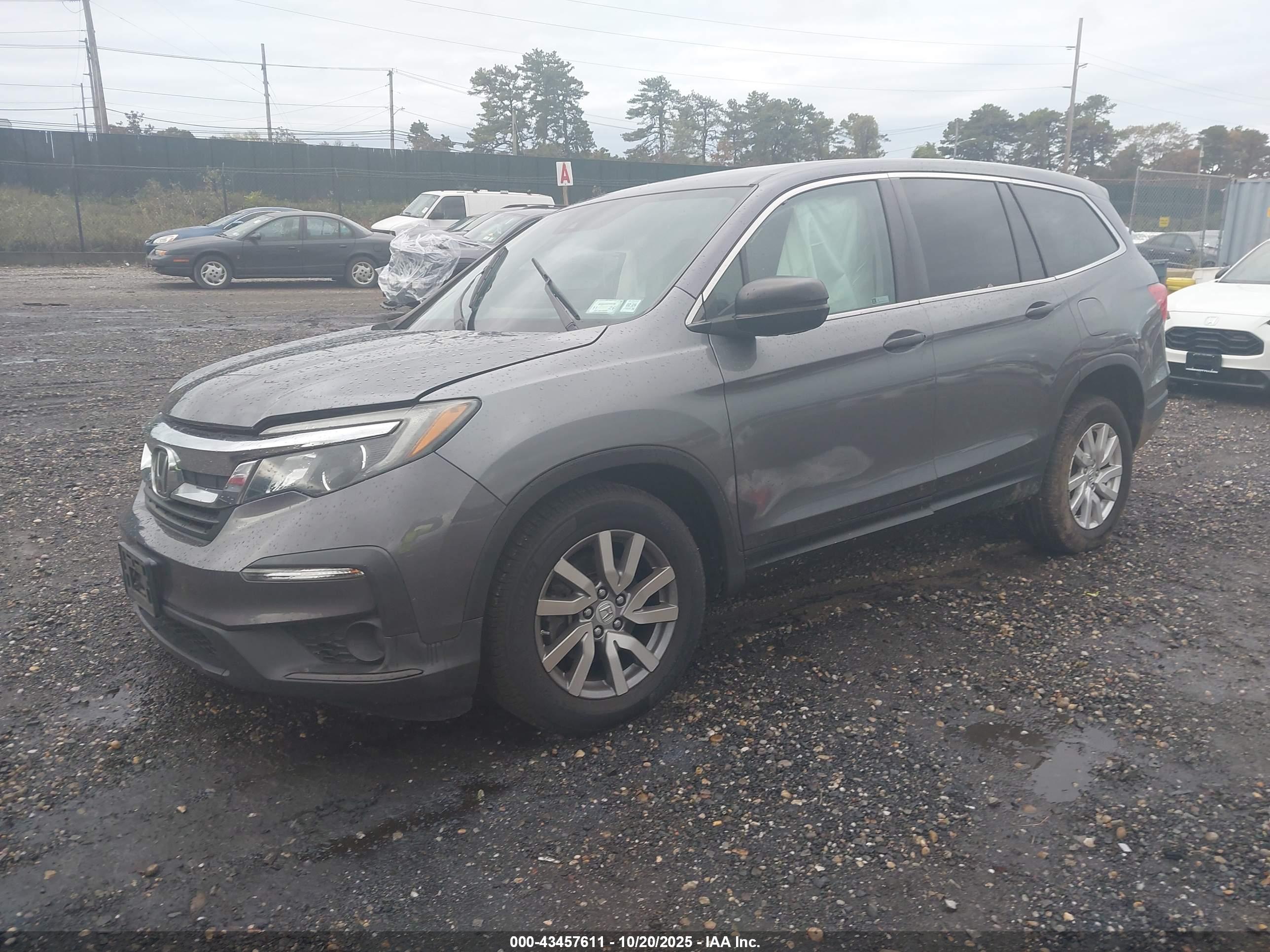 HONDA PILOT image 2