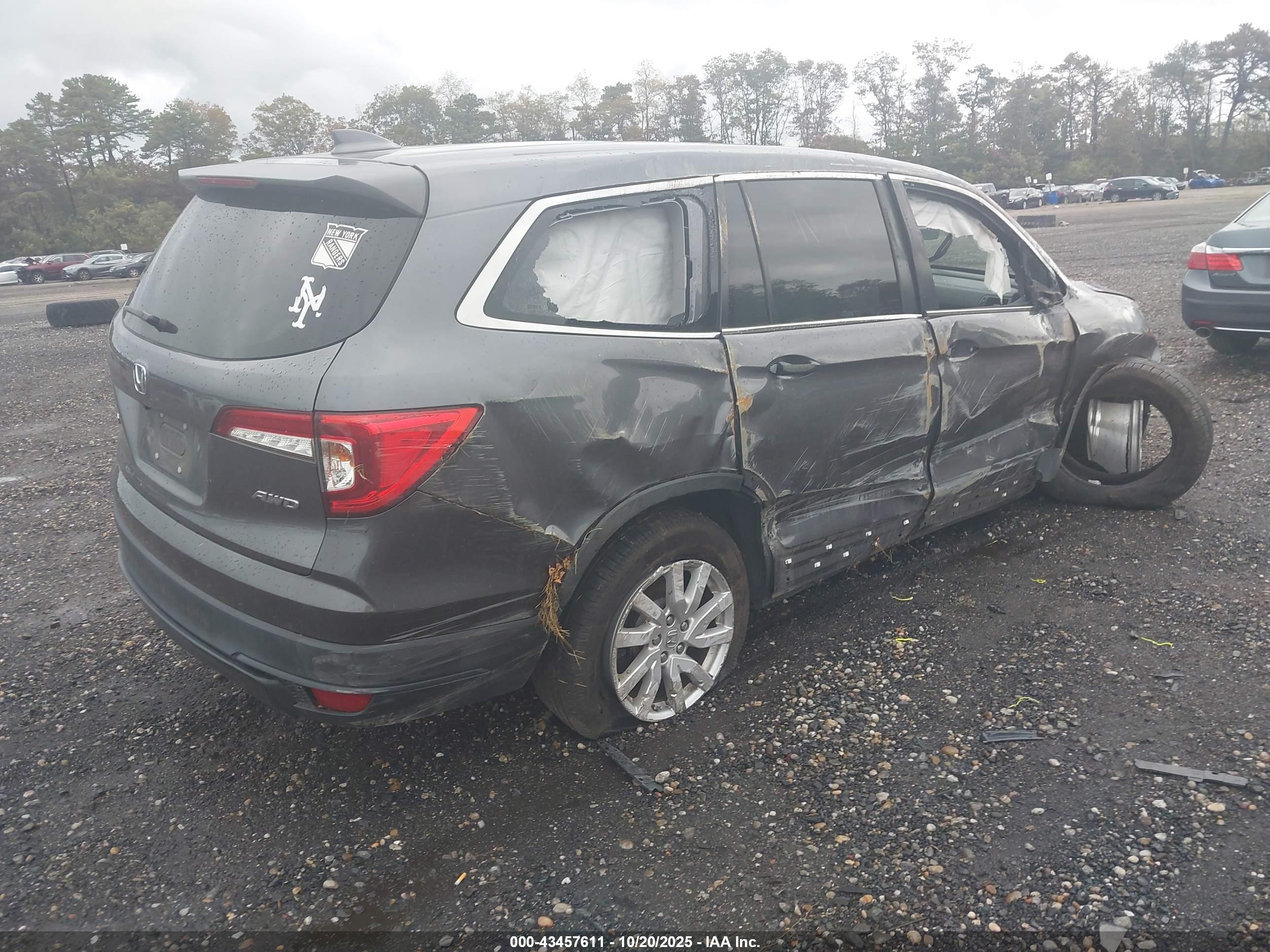 HONDA PILOT image 4